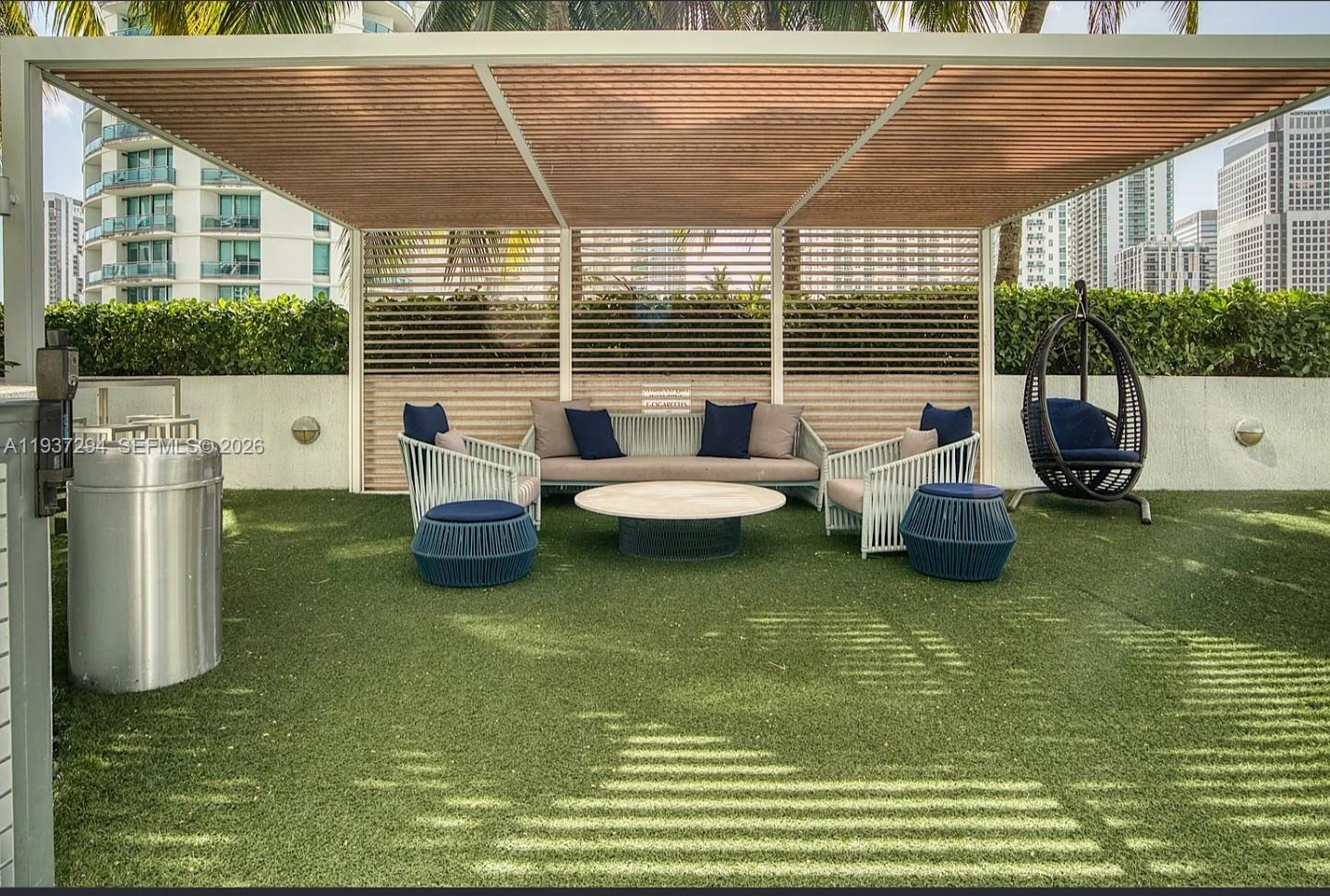 90 SW 3rd St #2703, Miami FL 33130