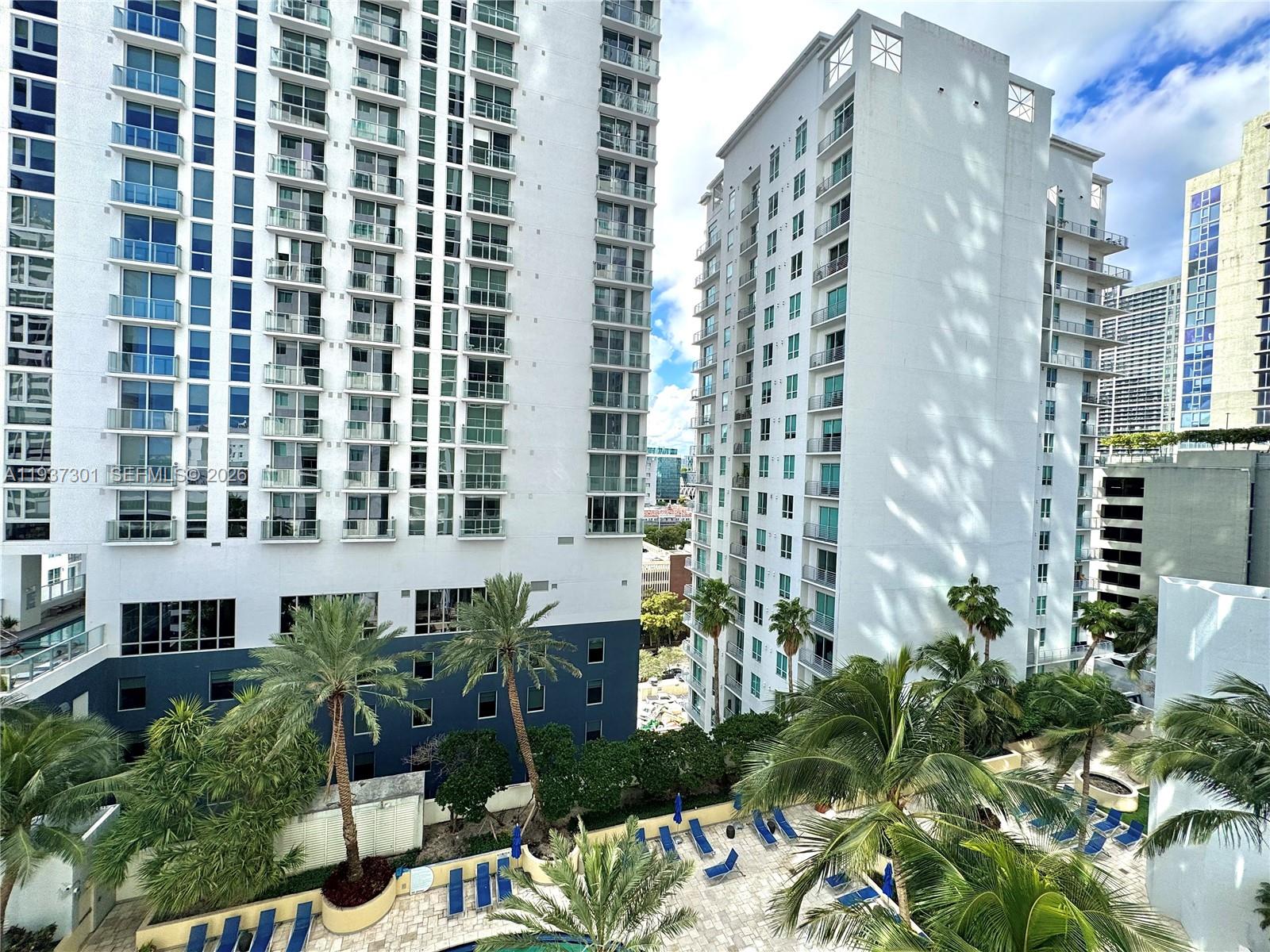 253 NE 2nd St #1504, Miami FL 33132