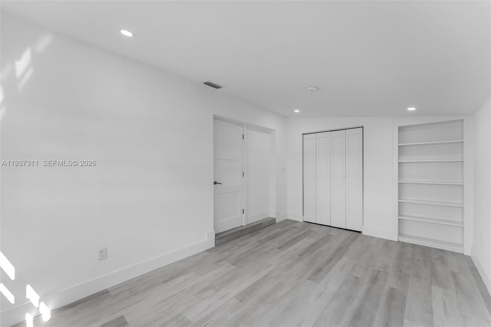 18611 NW 28th Pl, Miami Gardens FL 33056