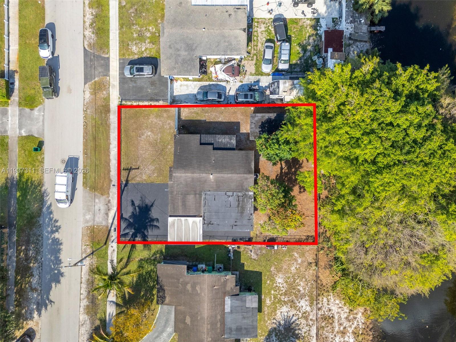 18611 NW 28th Pl, Miami Gardens FL 33056