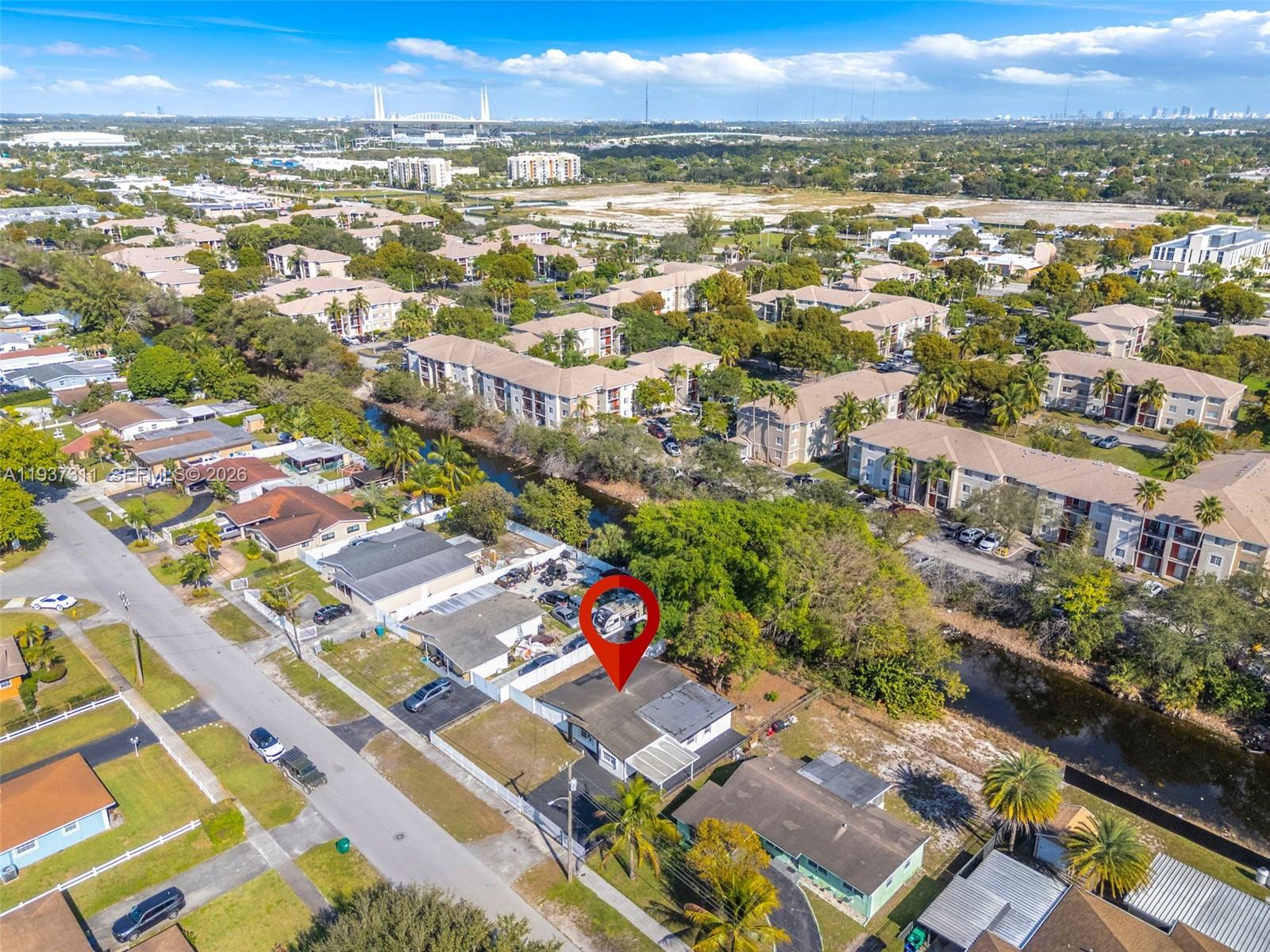 18611 NW 28th Pl, Miami Gardens FL 33056
