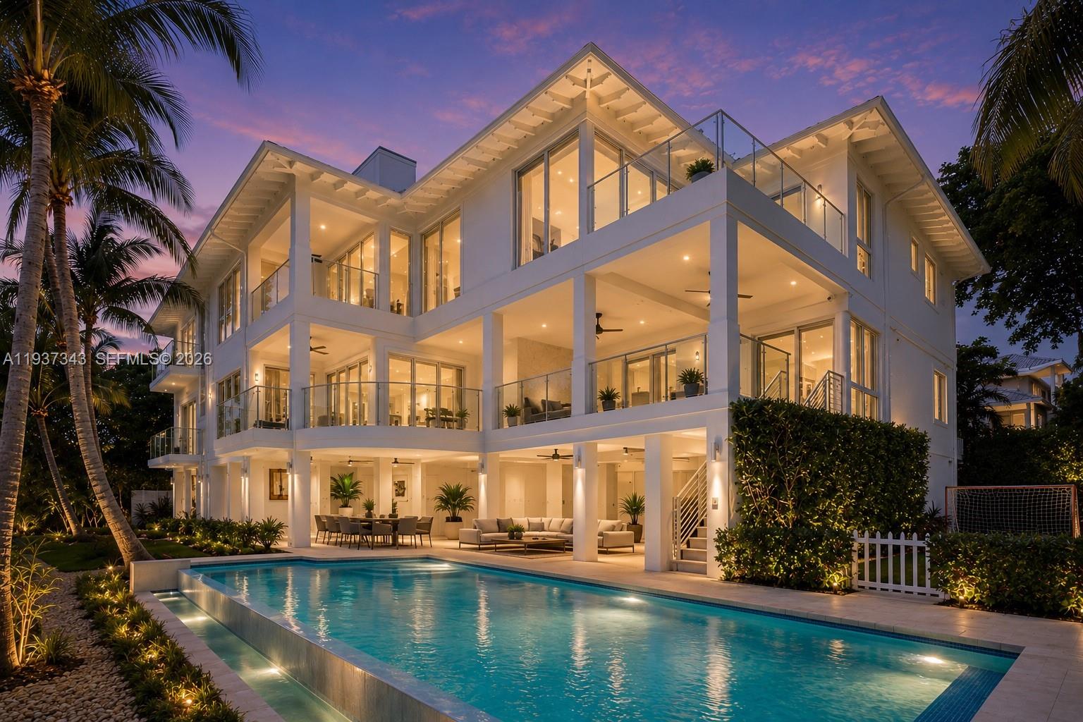 3835 Carole Ct, Miami FL 33133