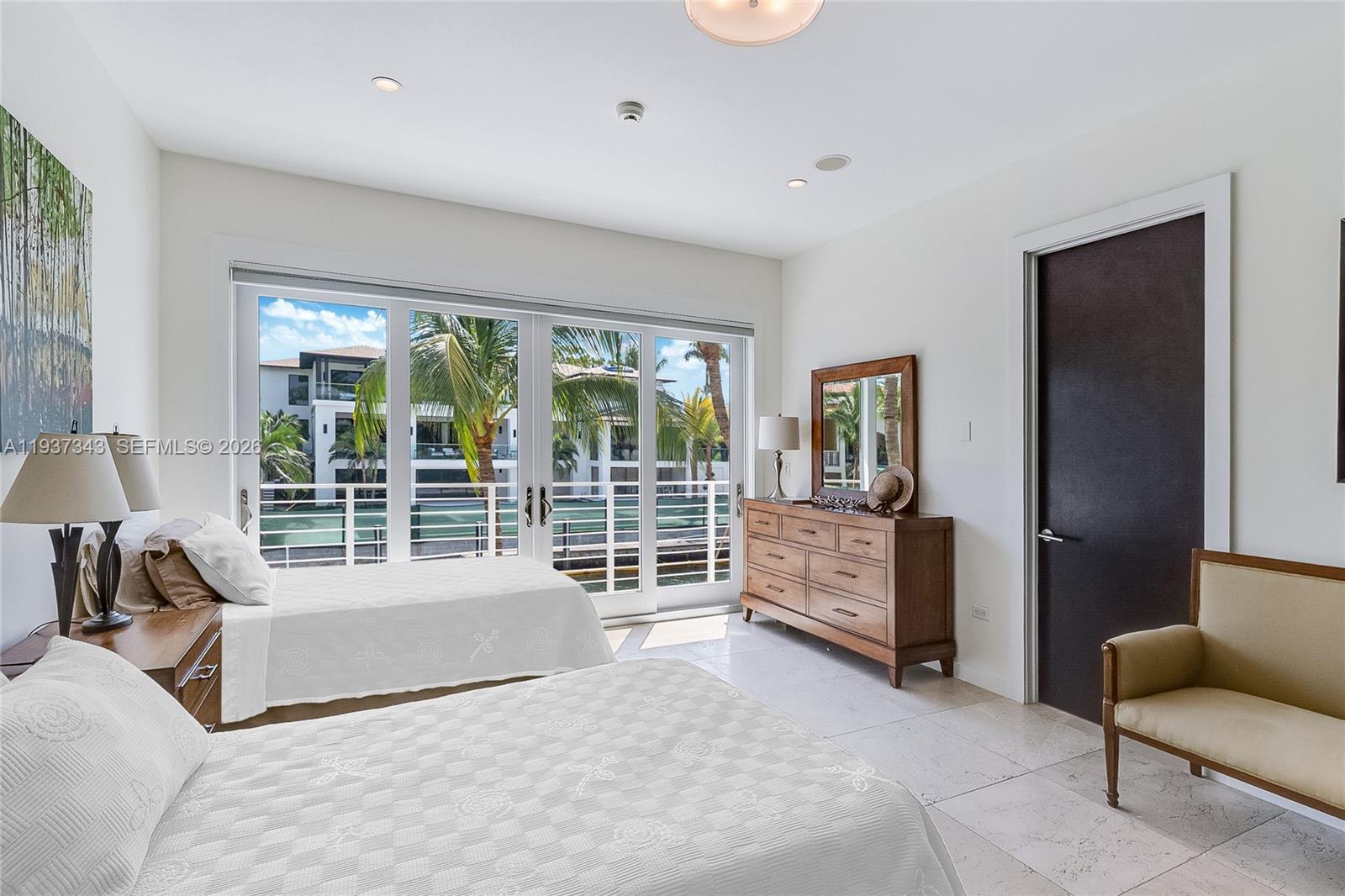 3835 Carole Ct, Miami FL 33133