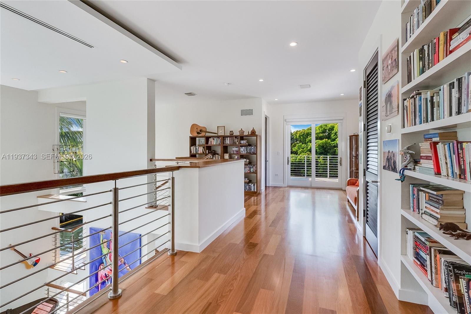 3835 Carole Ct, Miami FL 33133
