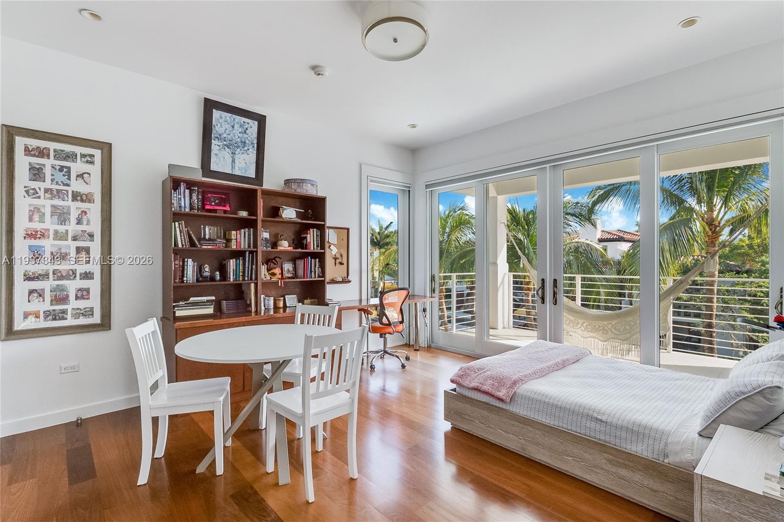 3835 Carole Ct, Miami FL 33133