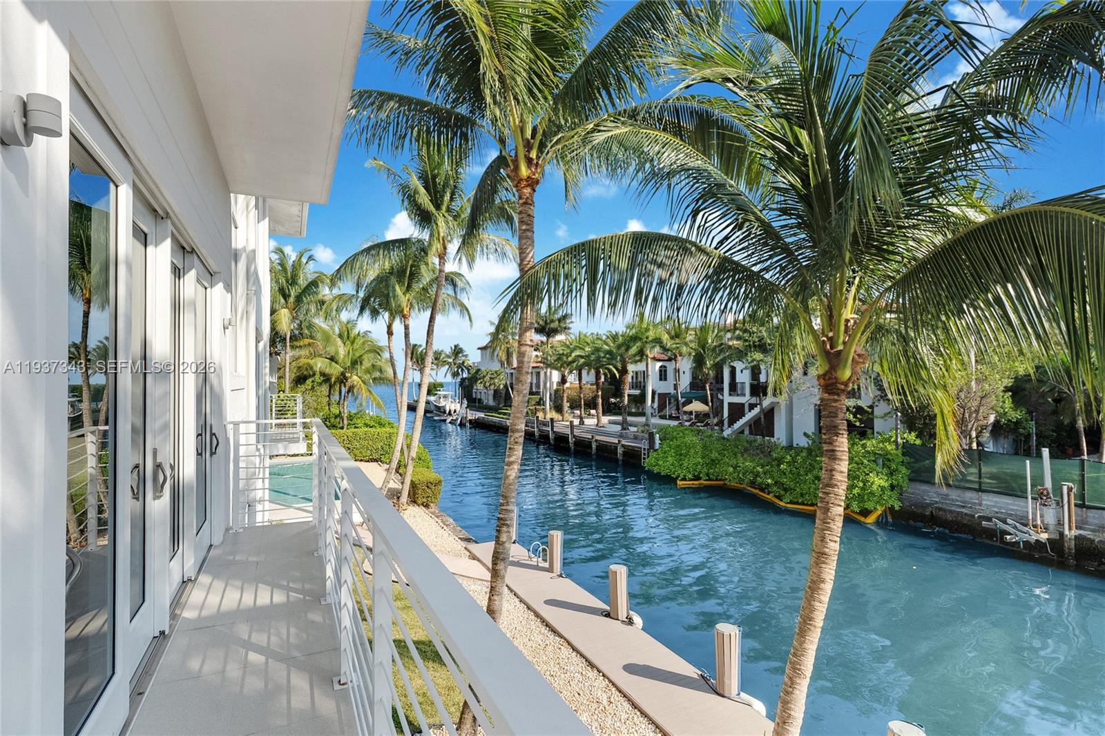 3835 Carole Ct, Miami FL 33133