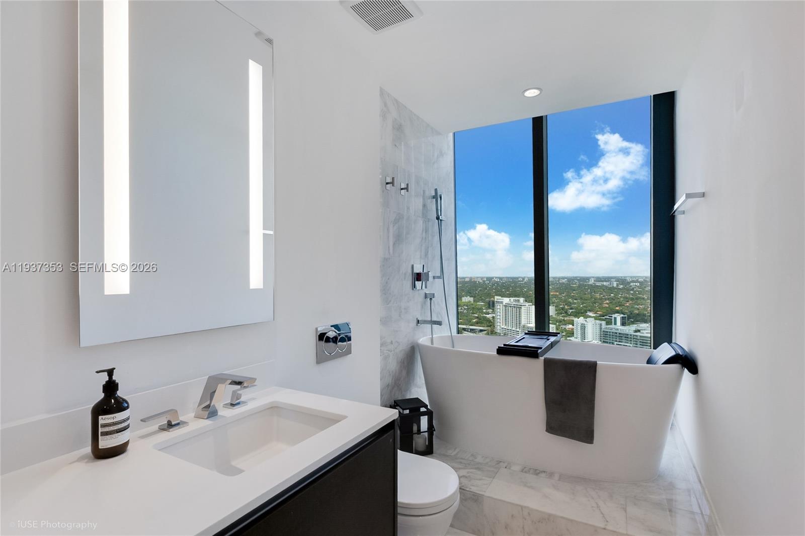 1451 Brickell Ave #3703, Miami FL 33131