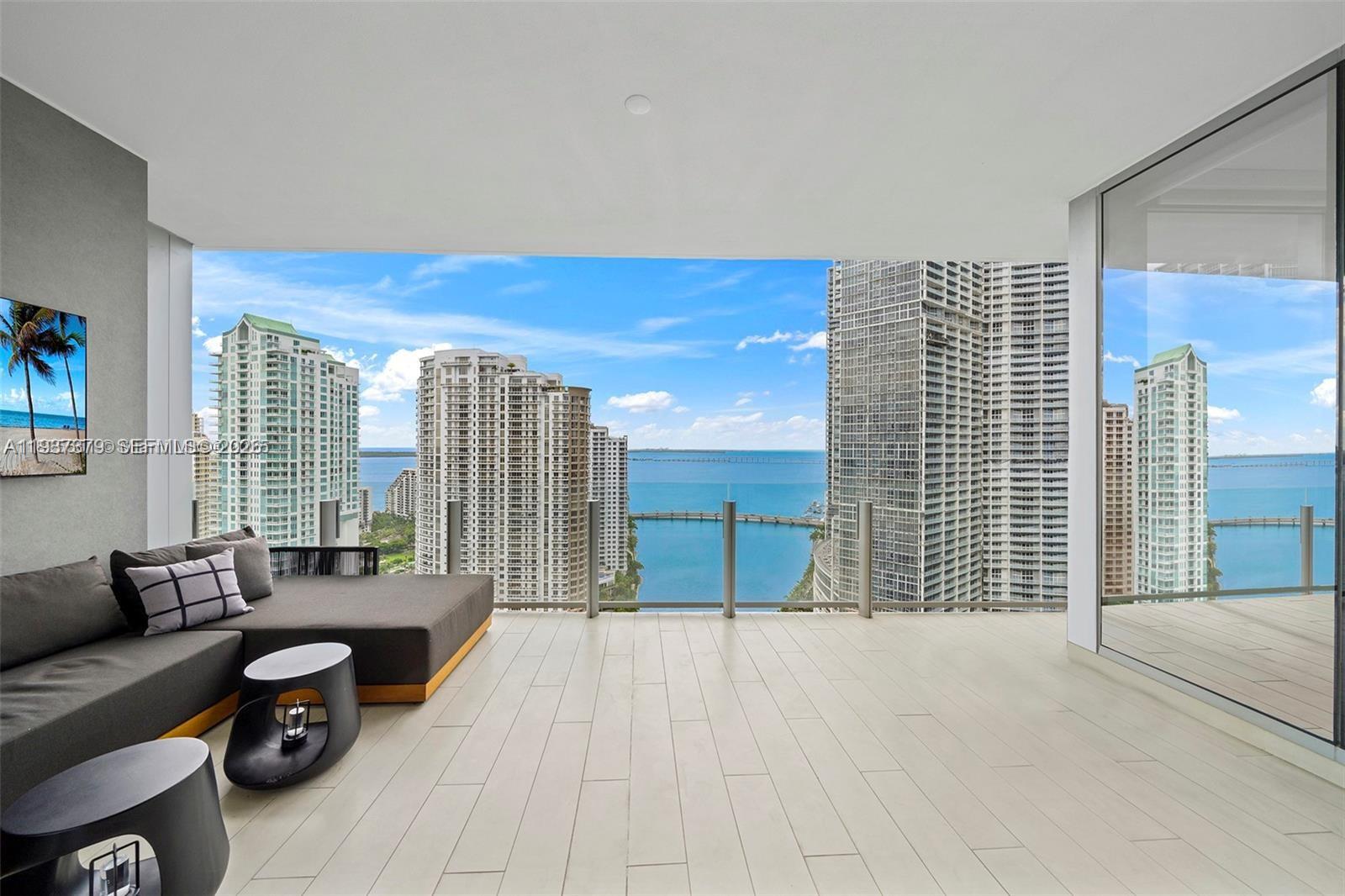300 Biscayne Blvd Way #2703, Miami FL 33131
