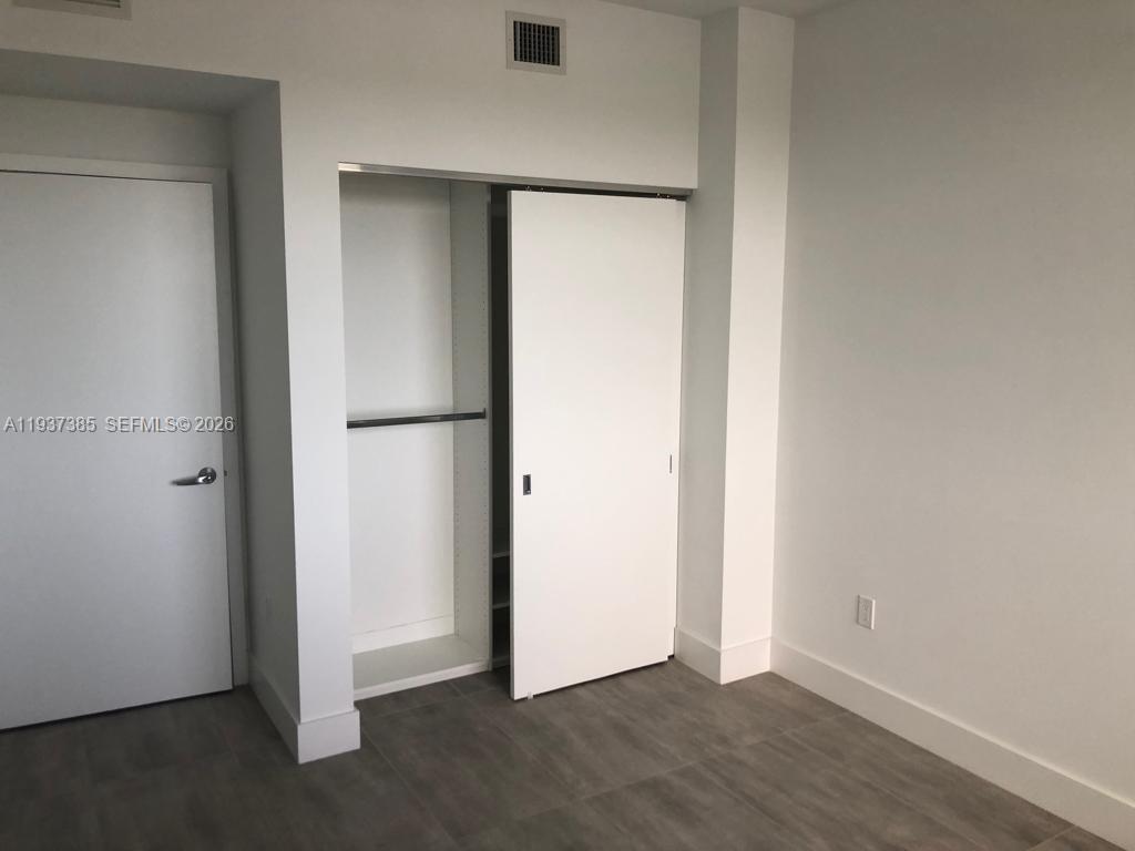 16385 BISCAYNE BLVD #1005, North Miami Beach FL 33160