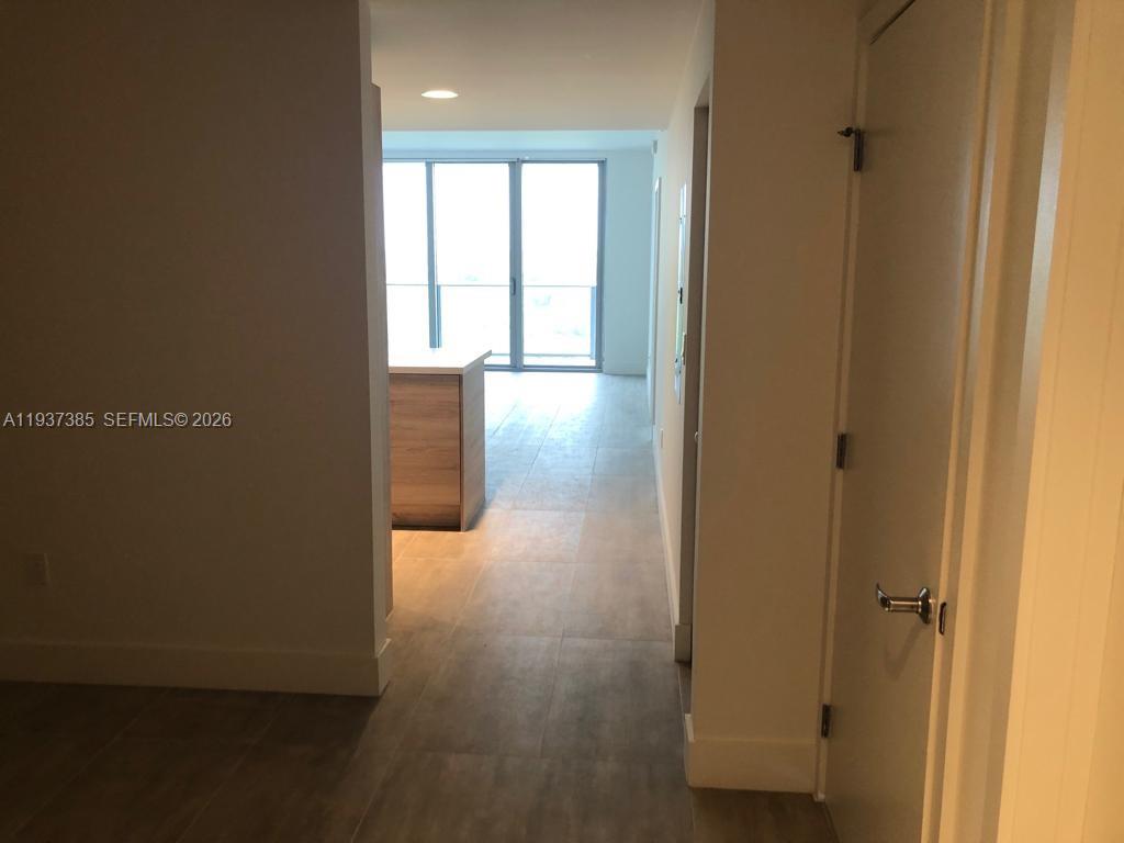 16385 BISCAYNE BLVD #1005, North Miami Beach FL 33160