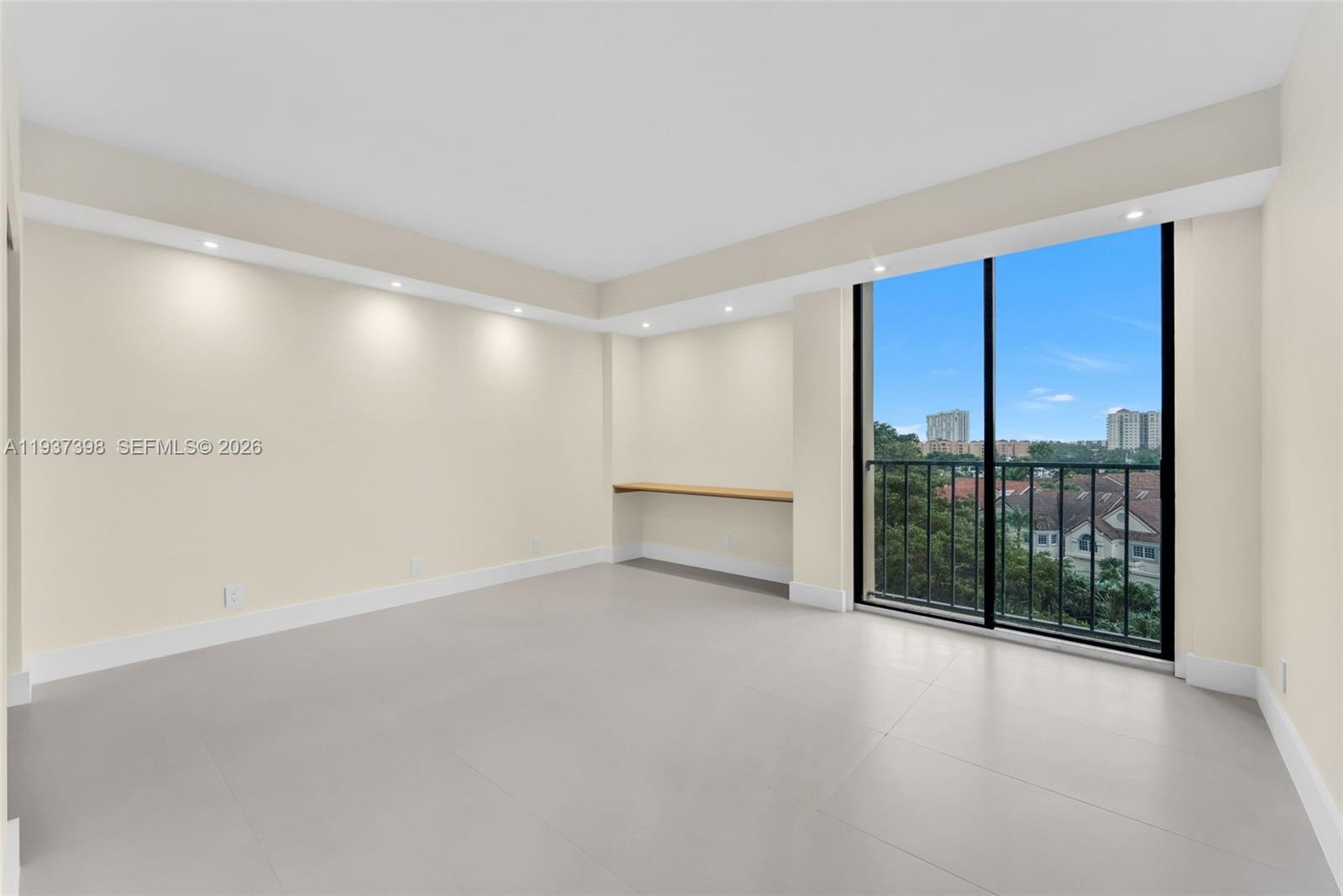19355 Turnberry Way #4K, Aventura FL 33180