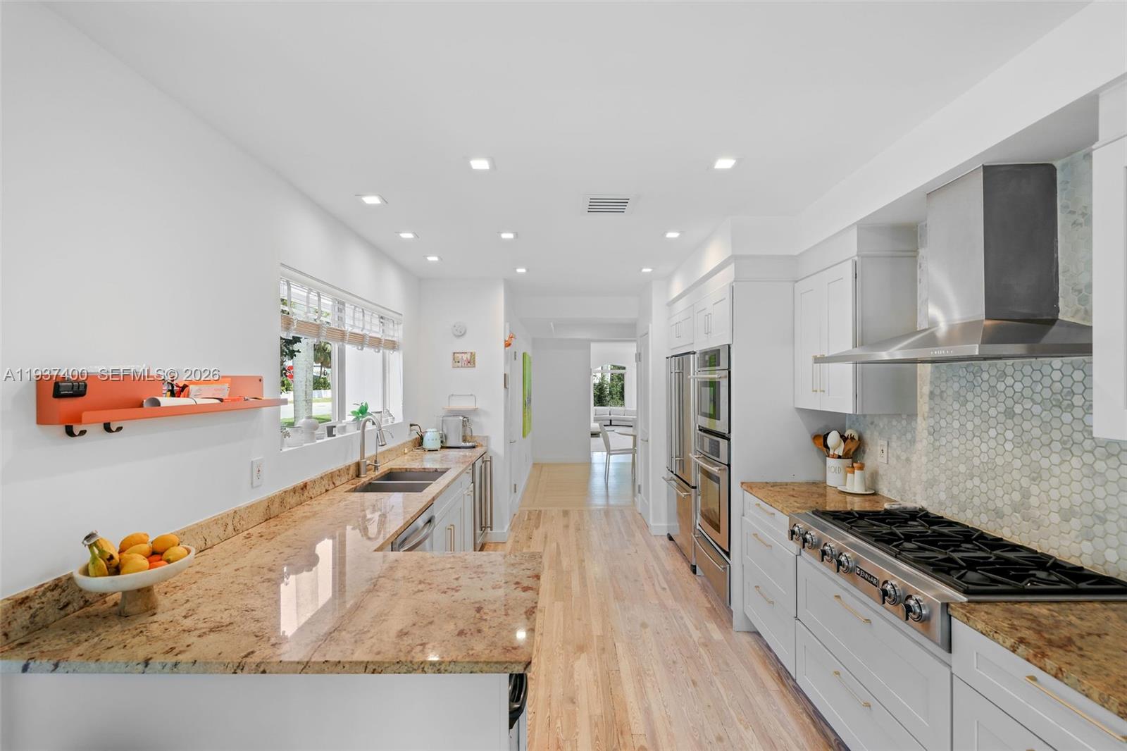 4490 Royal Palm Ave, Miami Beach FL 33140