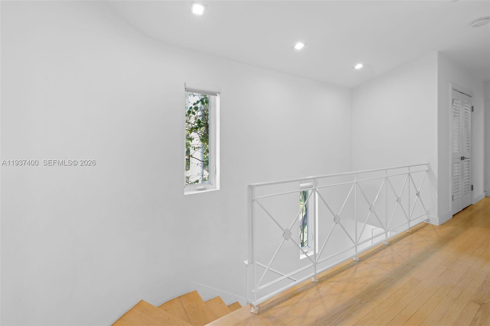 4490 Royal Palm Ave, Miami Beach FL 33140