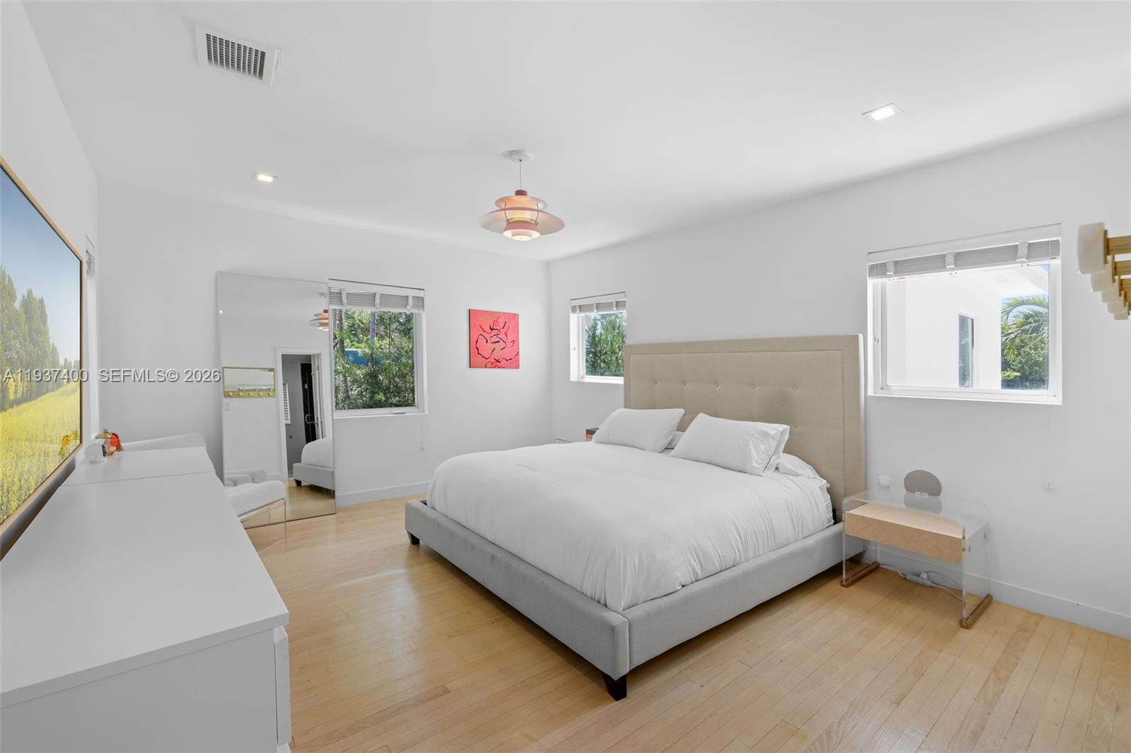 4490 Royal Palm Ave, Miami Beach FL 33140