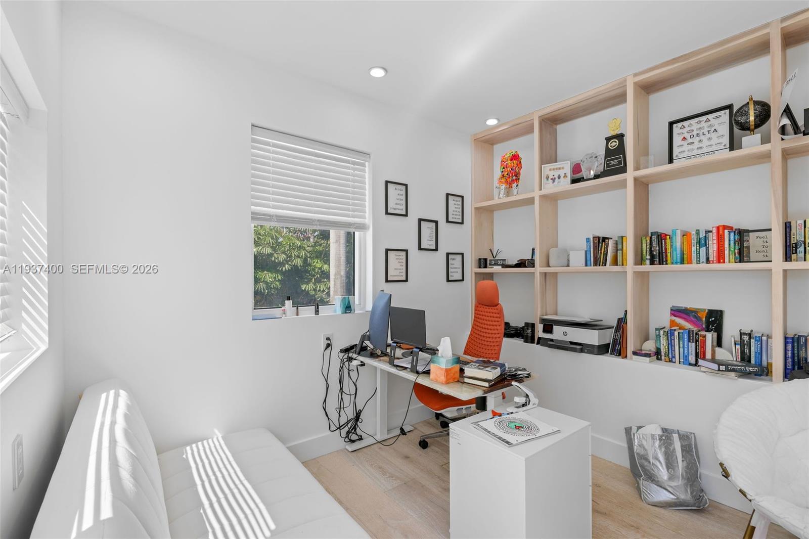 4490 Royal Palm Ave, Miami Beach FL 33140