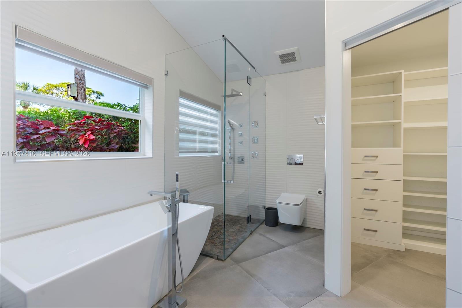 3950 Shearwater Dr, Jupiter FL 33477