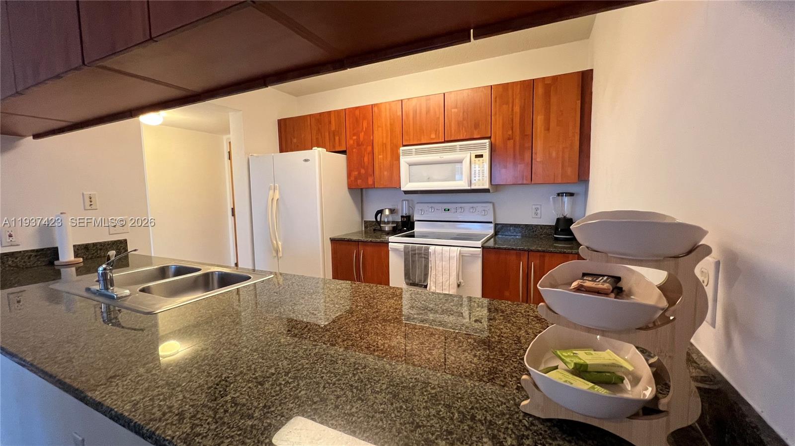 1200 Brickell Bay Dr #2018, Miami FL 33131