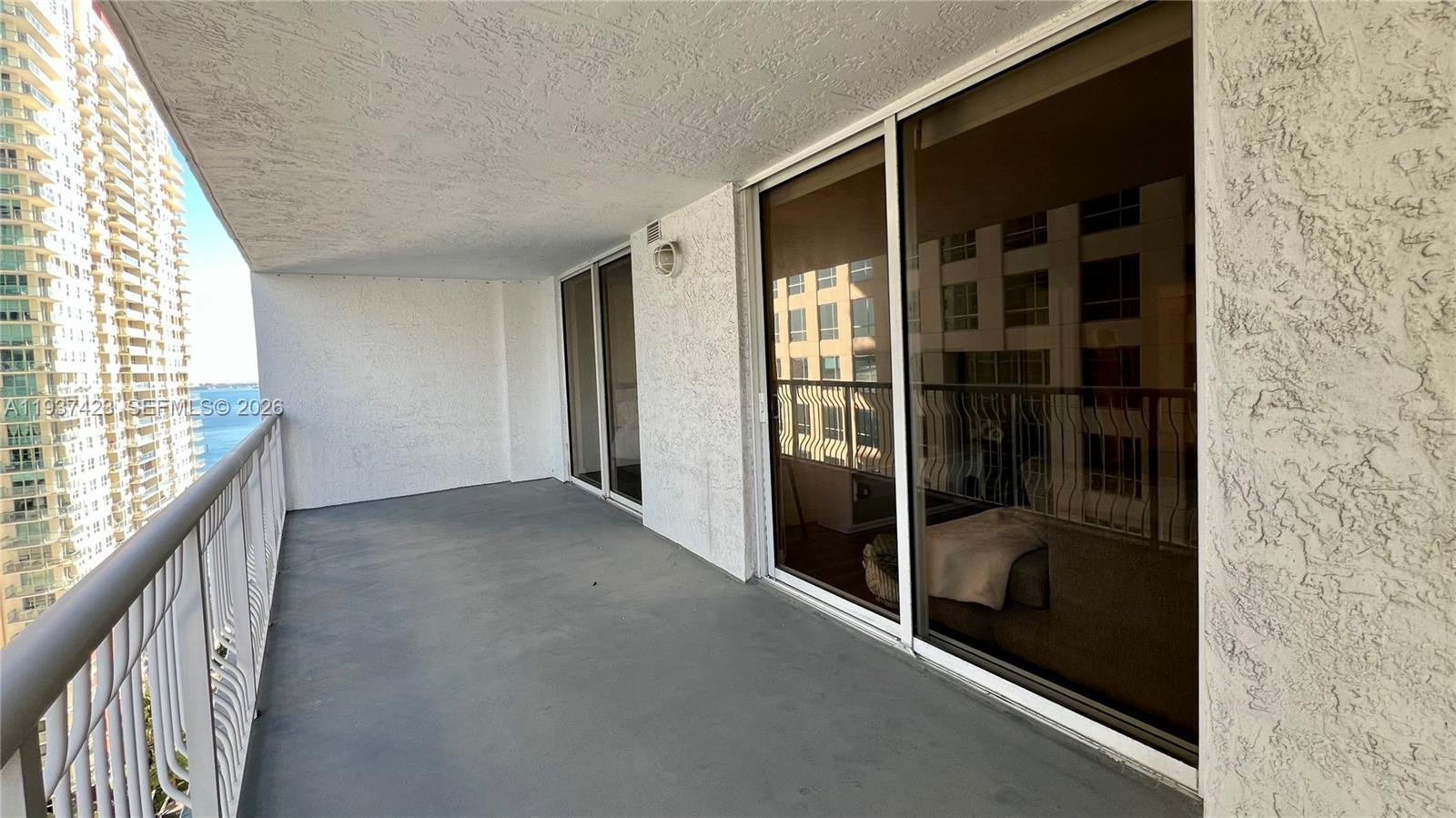 1200 Brickell Bay Dr #2018, Miami FL 33131