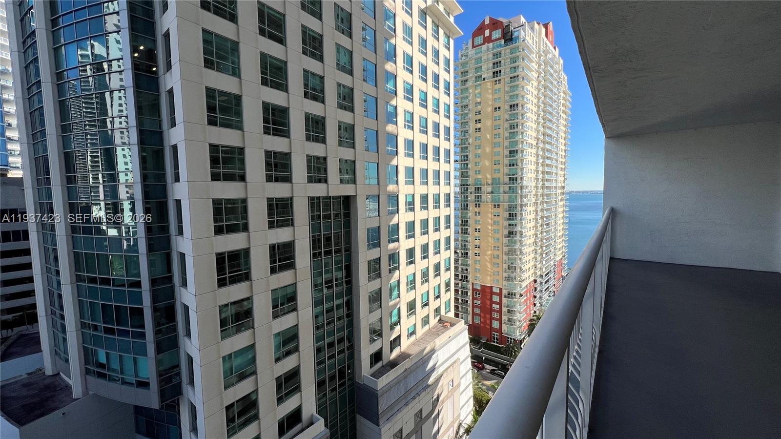 1200 Brickell Bay Dr #2018, Miami FL 33131