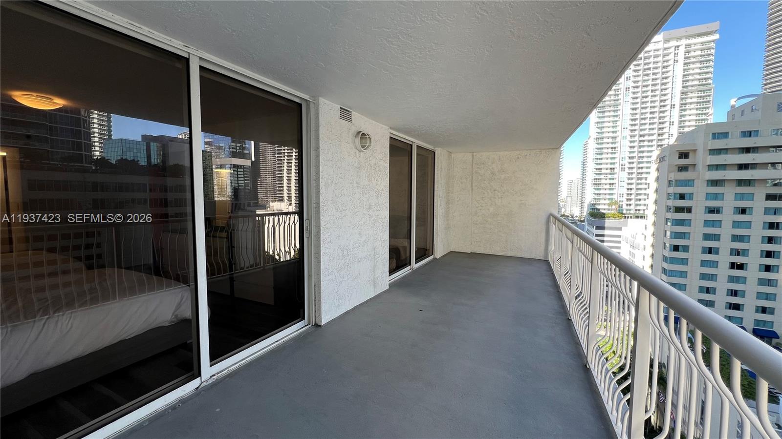 1200 Brickell Bay Dr #2018, Miami FL 33131