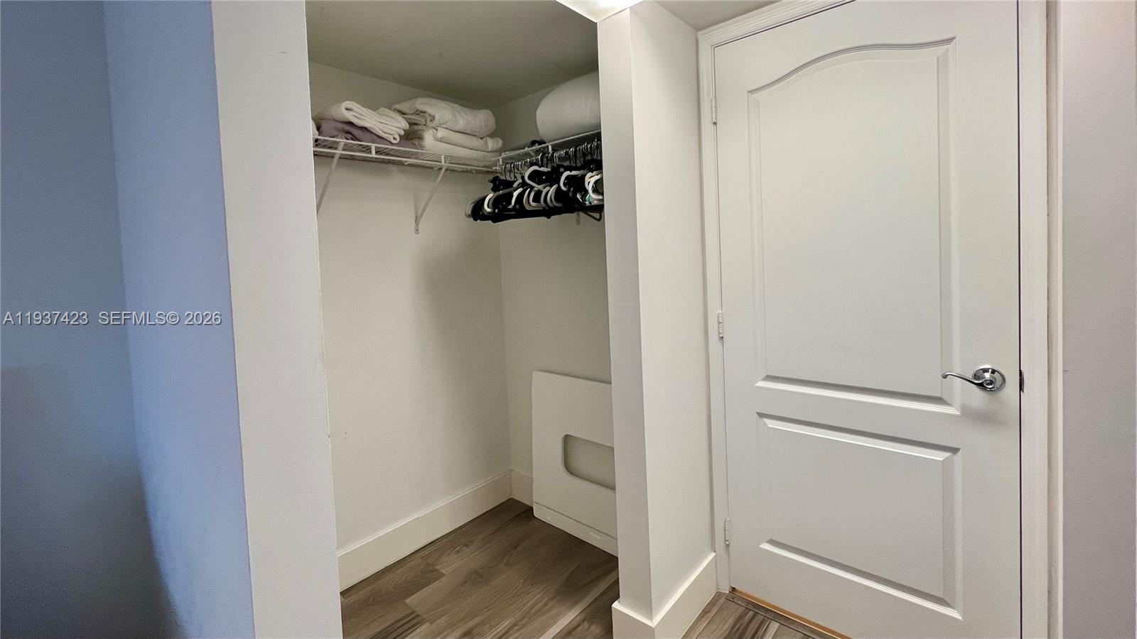 1200 Brickell Bay Dr #2018, Miami FL 33131