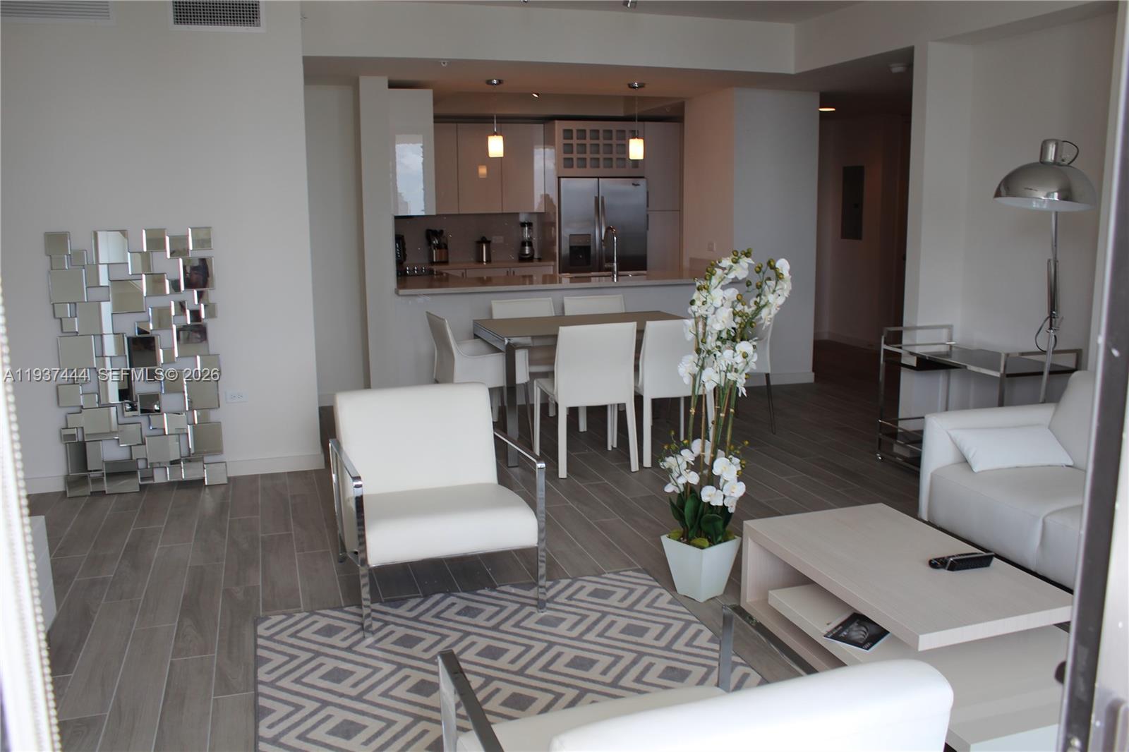 999 SW 1st Ave #2817, Miami FL 33130
