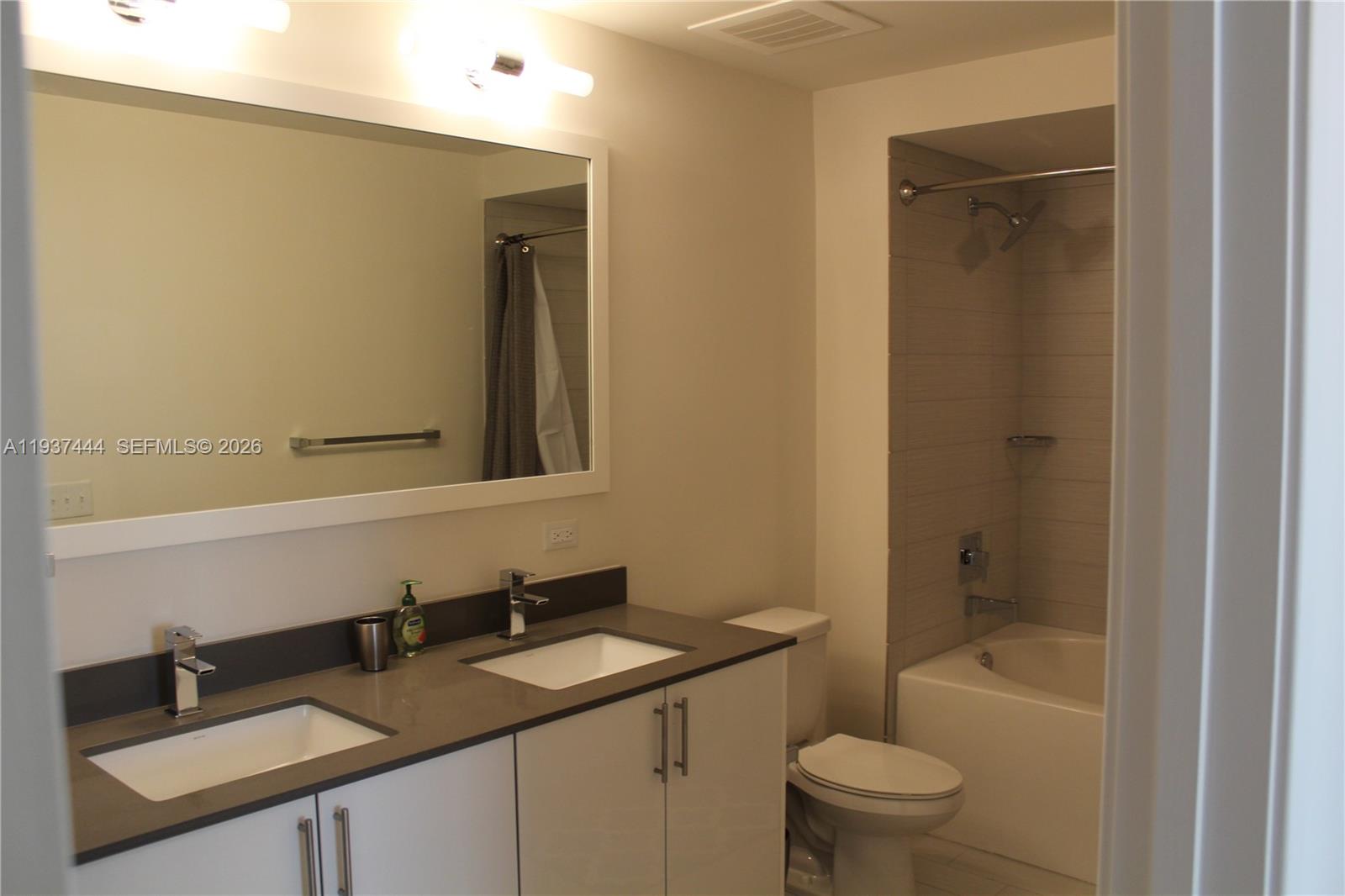 999 SW 1st Ave #2817, Miami FL 33130