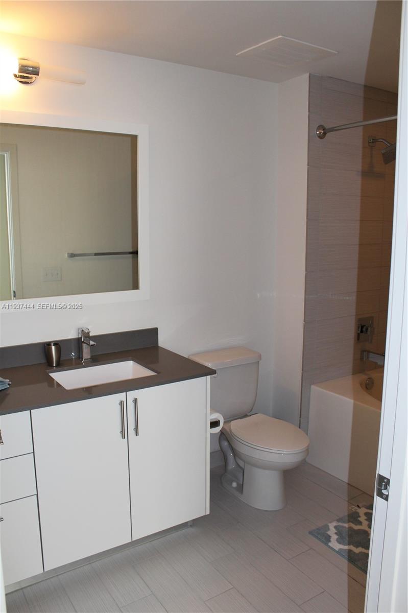 999 SW 1st Ave #2817, Miami FL 33130