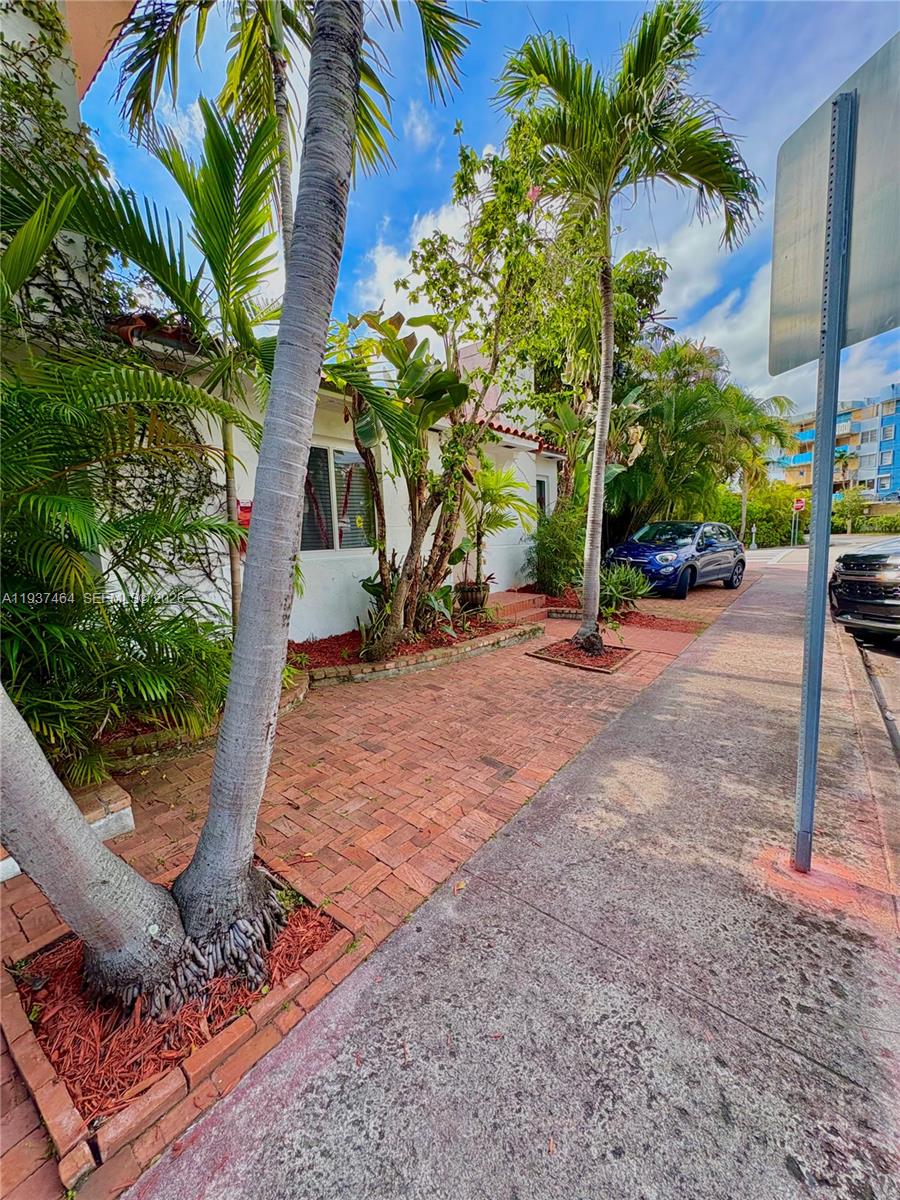 630 79th St #630, Miami Beach FL 33141