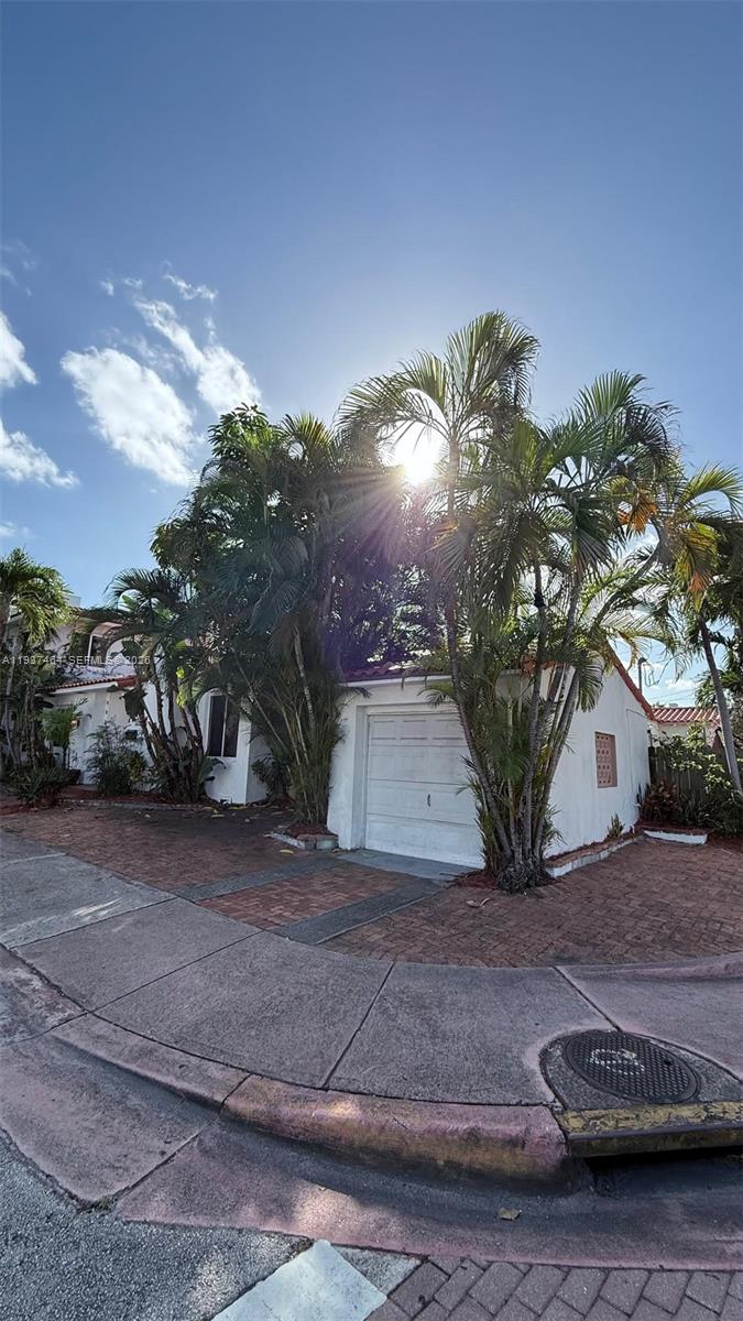 630 79th St #630, Miami Beach FL 33141