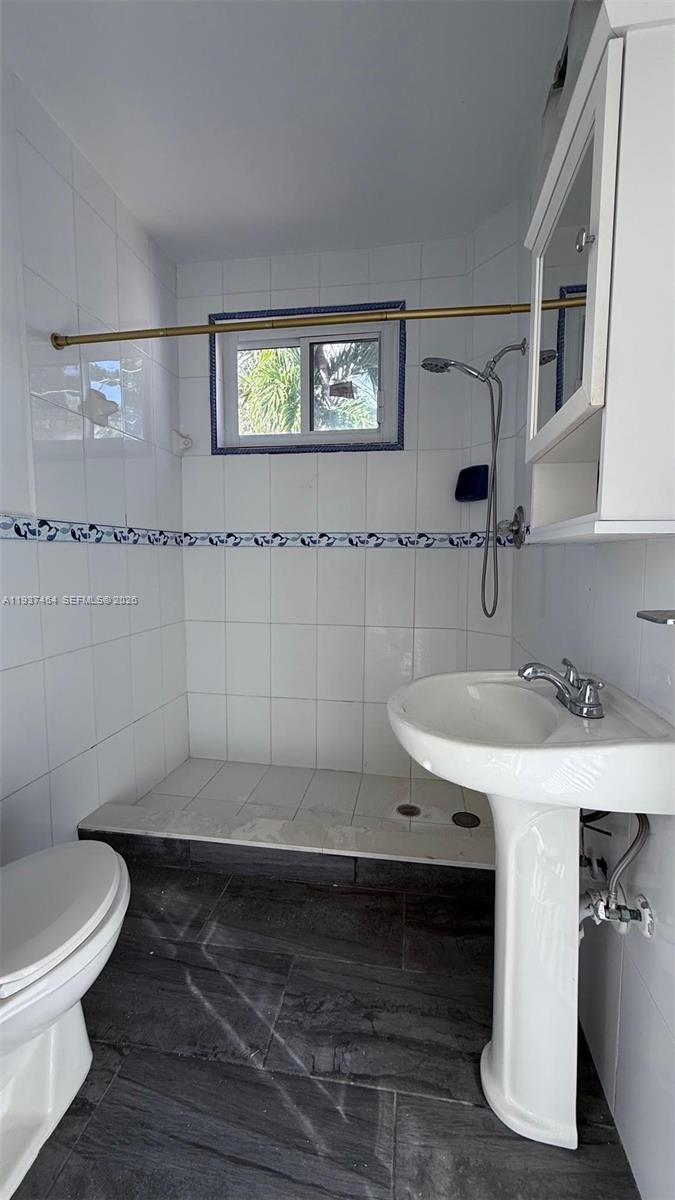 630 79th St #630, Miami Beach FL 33141