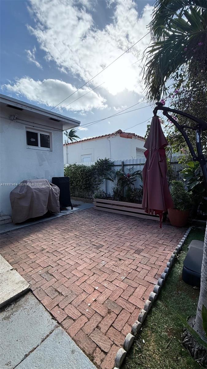 630 79th St #630, Miami Beach FL 33141