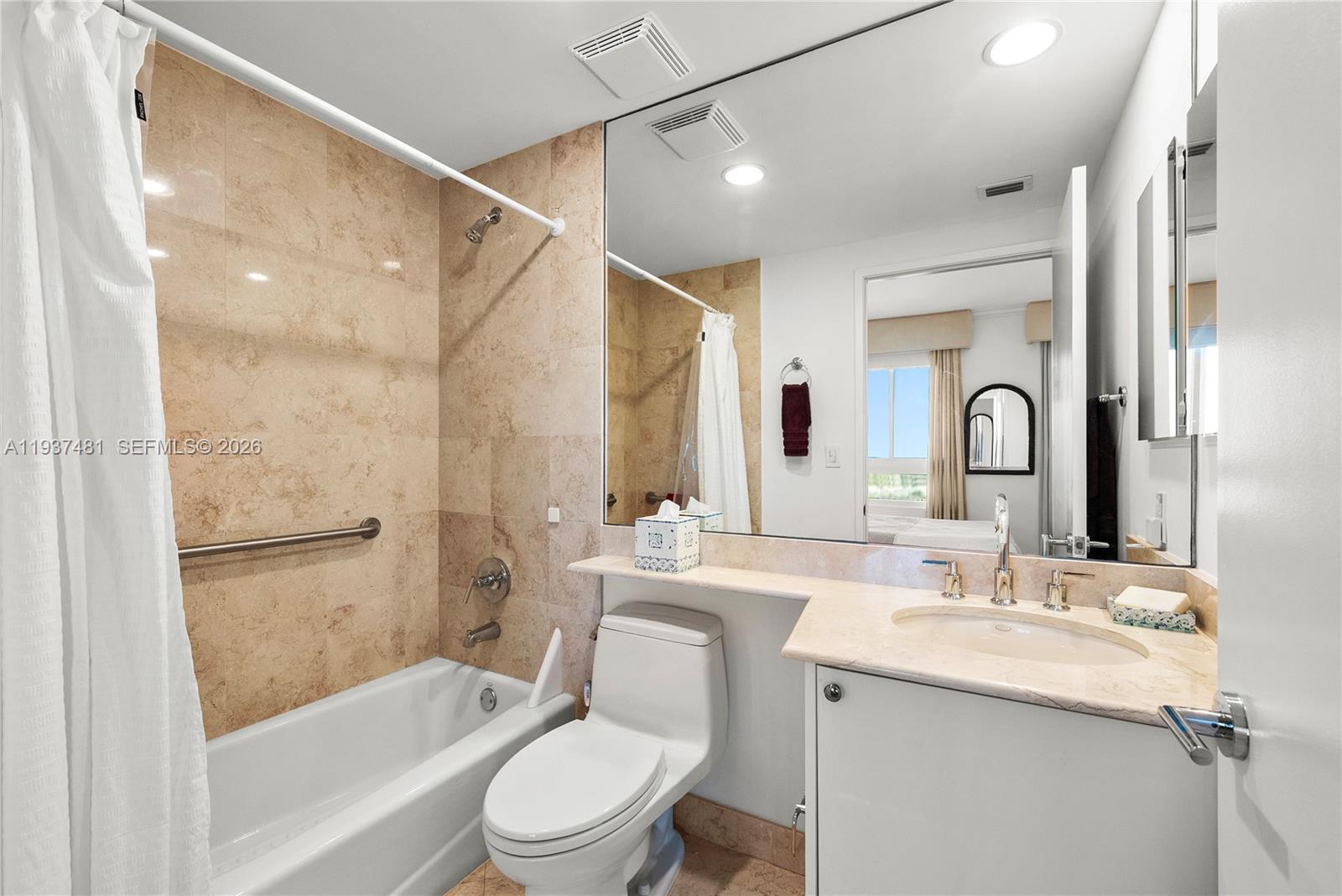 781 Crandon Blvd #804, Key Biscayne FL 33149