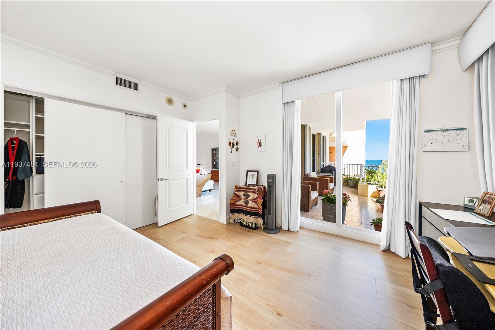 781 Crandon Blvd #804, Key Biscayne FL 33149