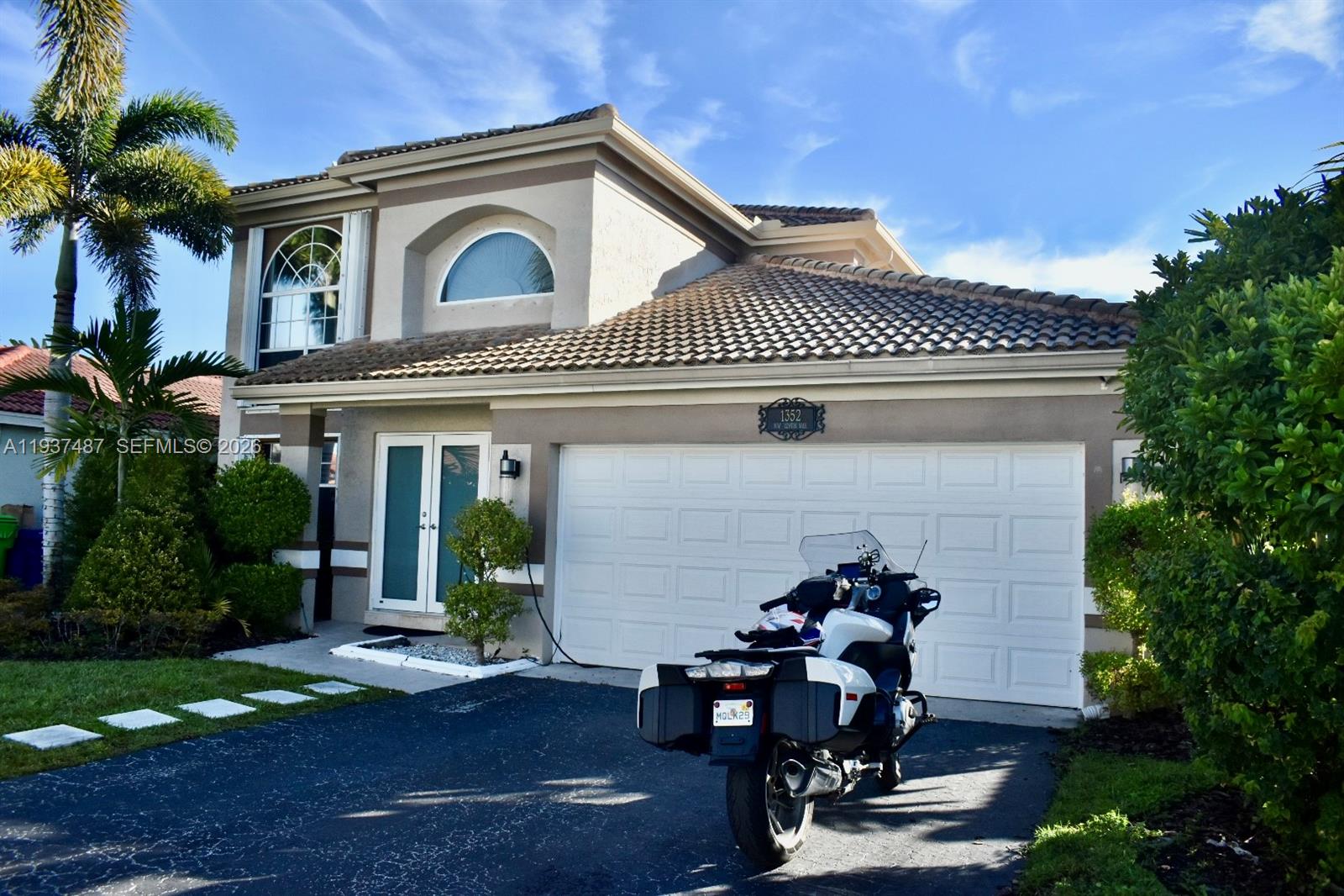 1352 NW 129th Way, Sunrise FL 33323