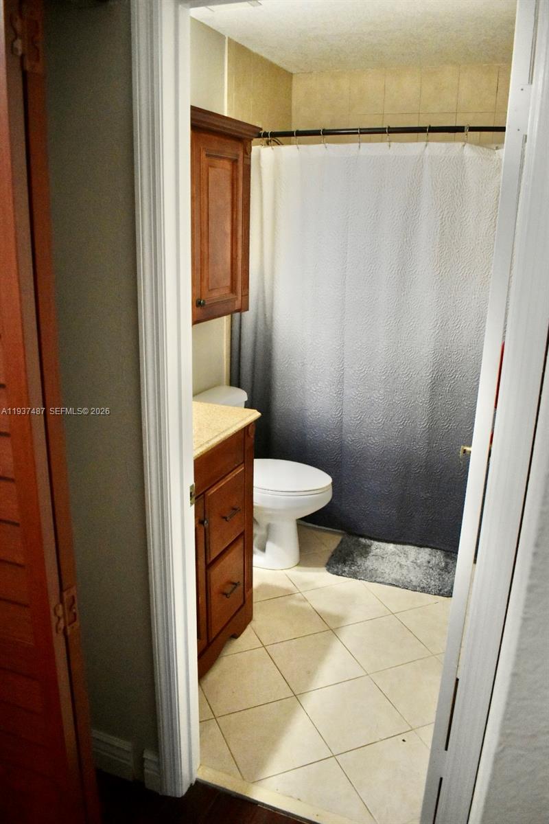 1352 NW 129th Way, Sunrise FL 33323