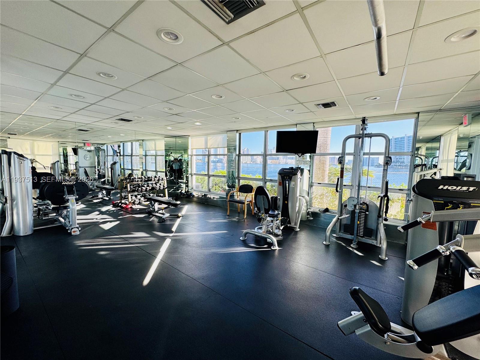 3600 Mystic Pointe Dr #1710, Aventura FL 33180