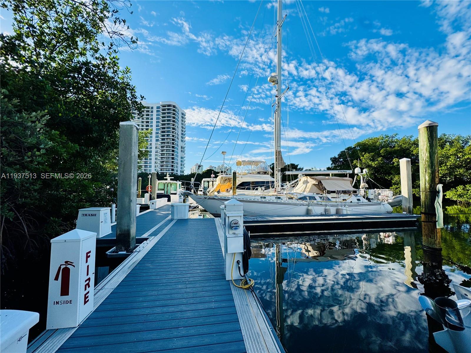 3600 Mystic Pointe Dr #1710, Aventura FL 33180