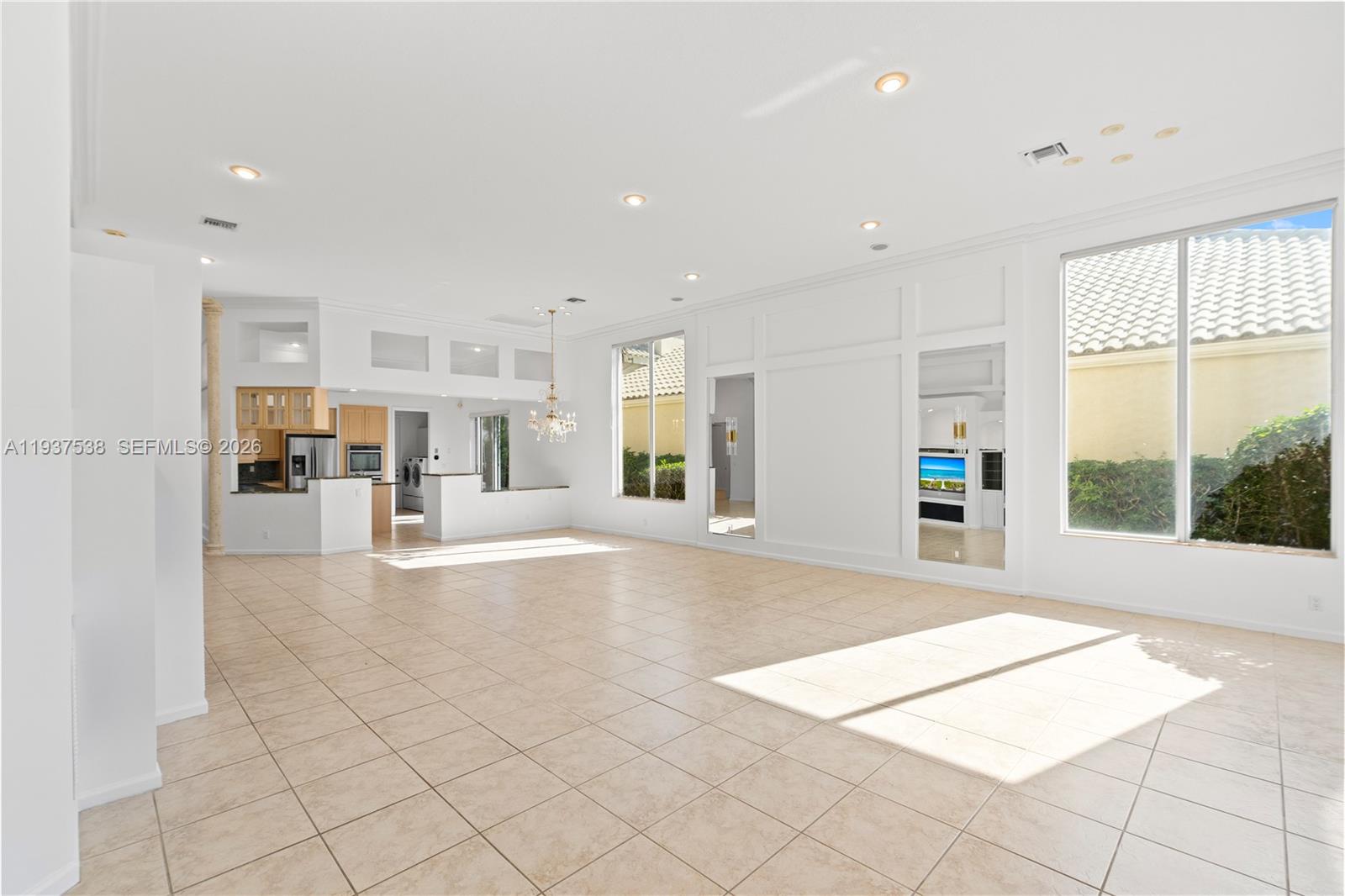 16053 Villa Vizcaya Pl, Delray Beach FL 33446