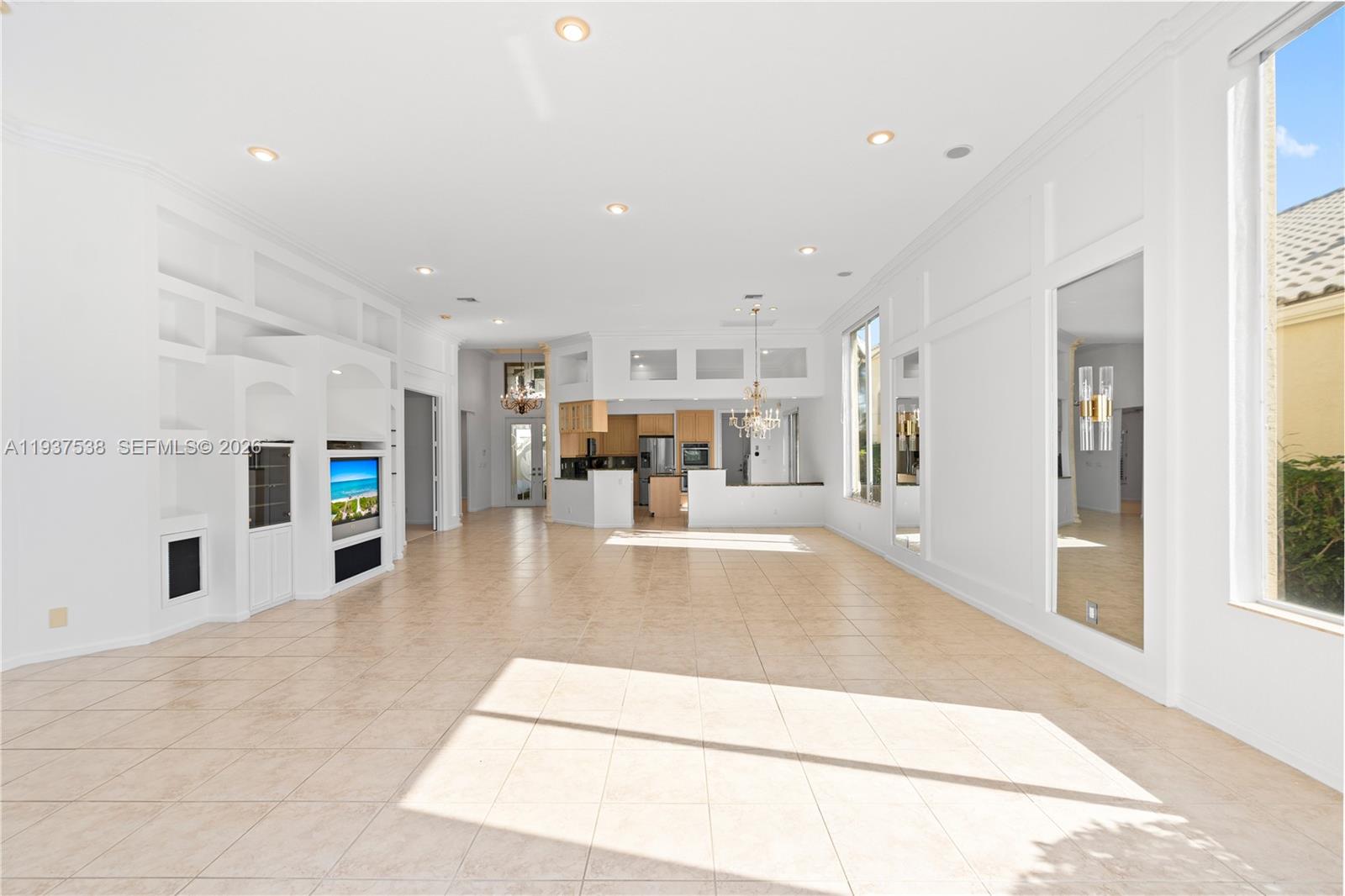 16053 Villa Vizcaya Pl, Delray Beach FL 33446