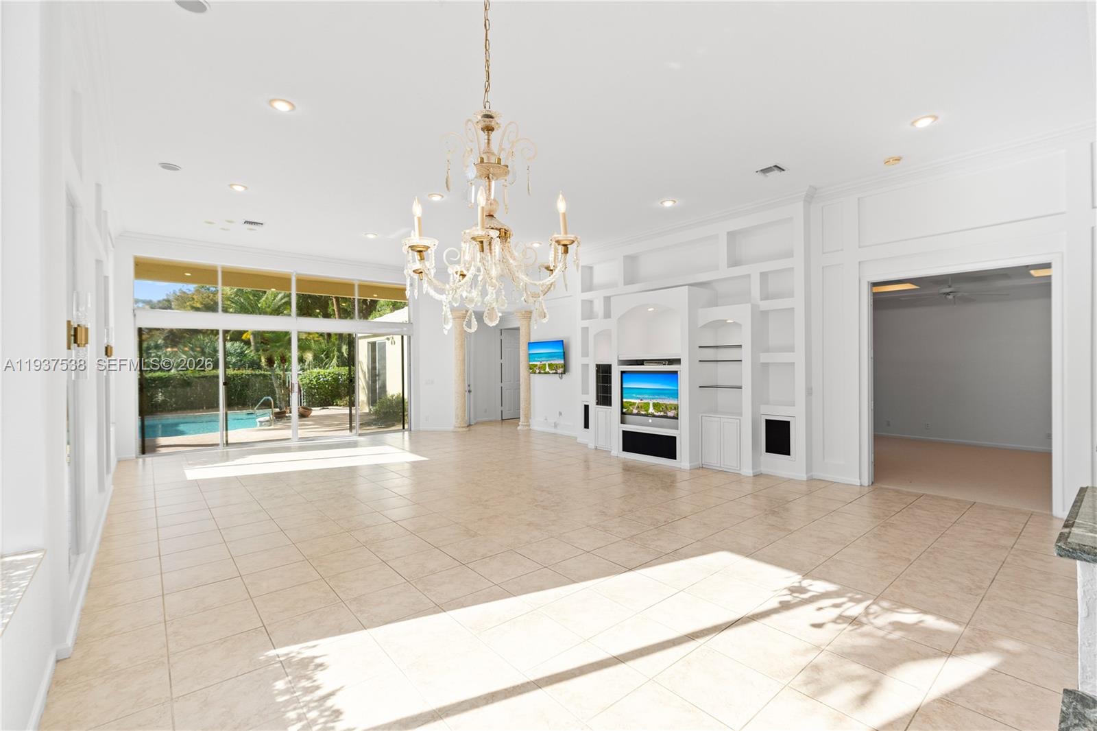 16053 Villa Vizcaya Pl, Delray Beach FL 33446