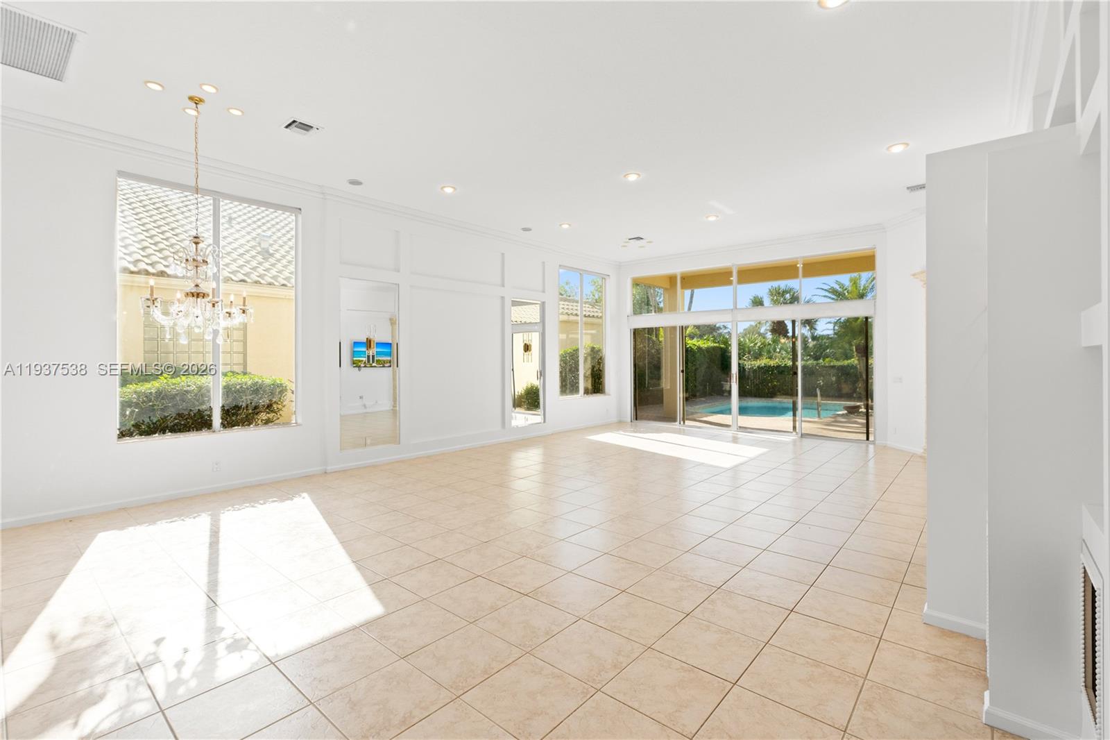 16053 Villa Vizcaya Pl, Delray Beach FL 33446