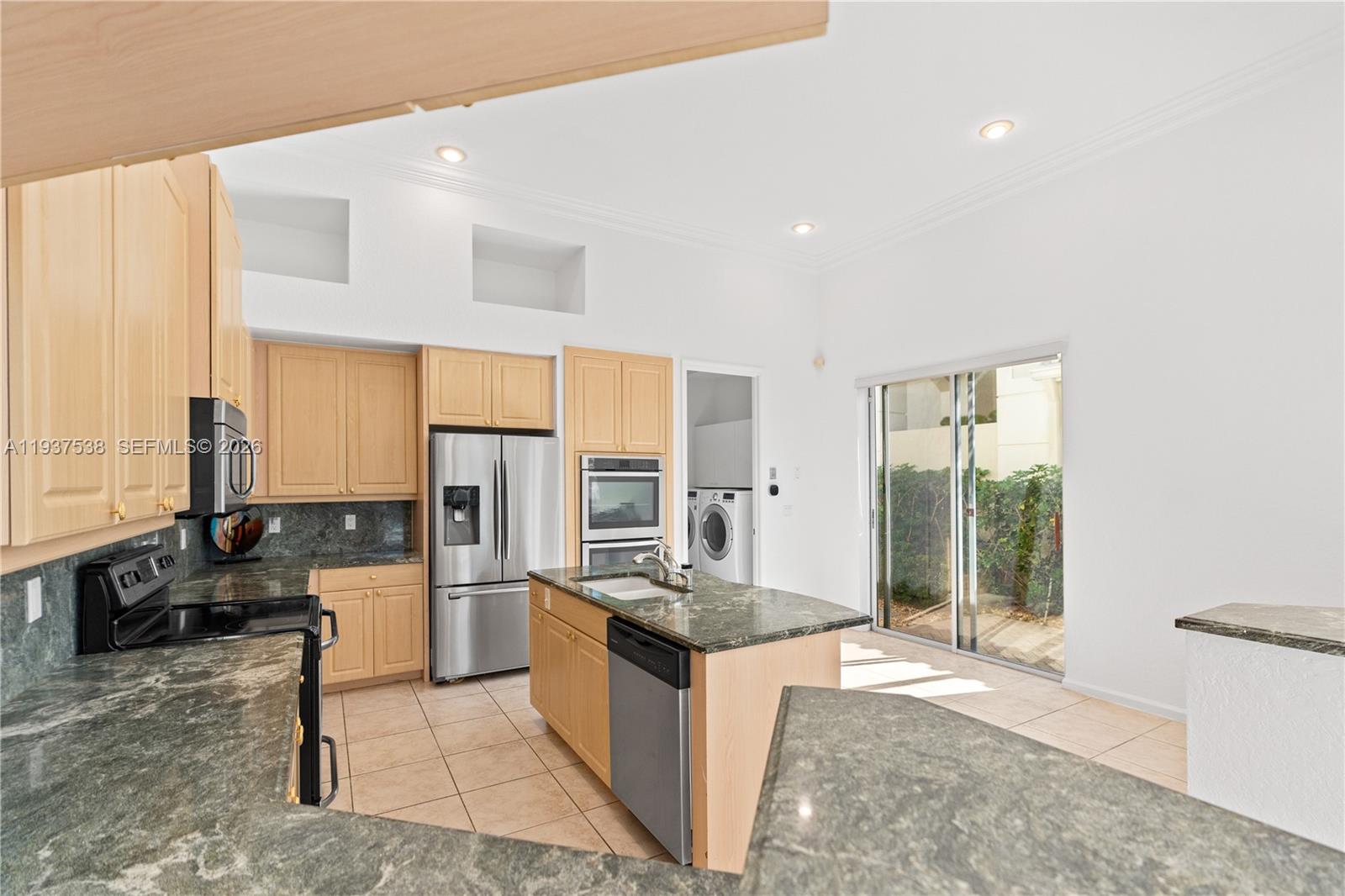 16053 Villa Vizcaya Pl, Delray Beach FL 33446