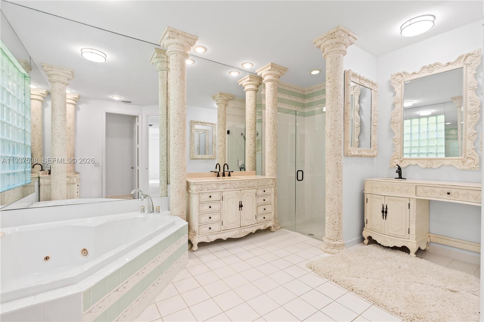16053 Villa Vizcaya Pl, Delray Beach FL 33446