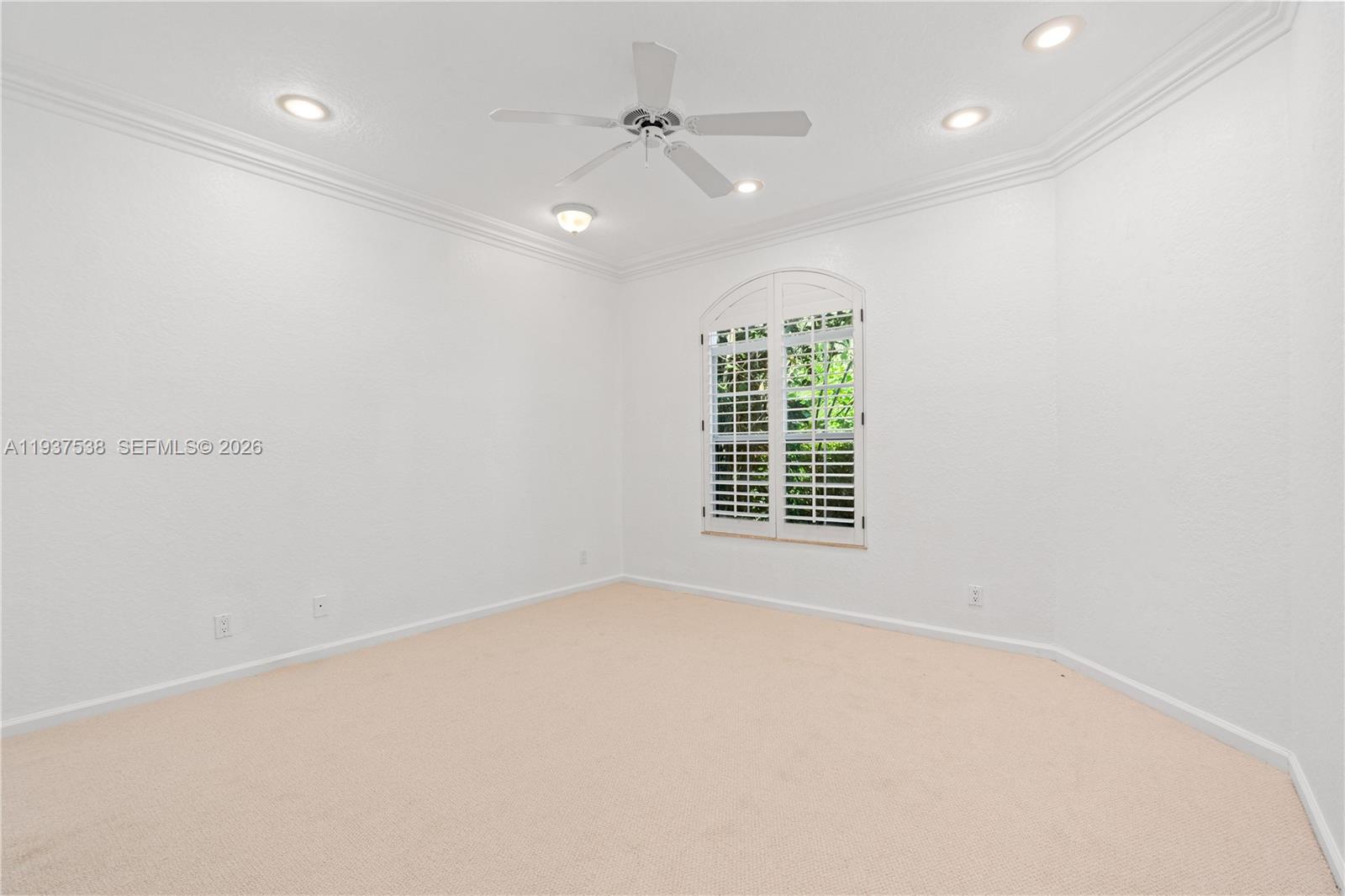 16053 Villa Vizcaya Pl, Delray Beach FL 33446
