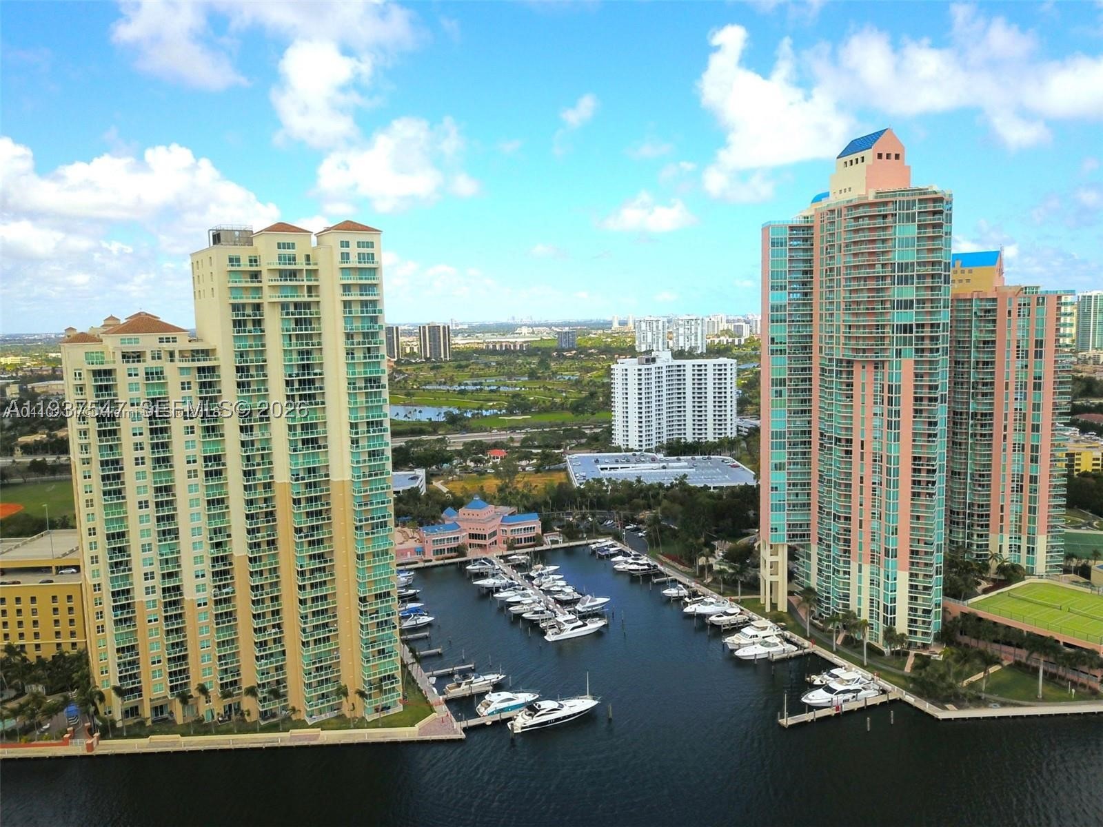 3330 NE 190th St #MPH15, Aventura FL 33180