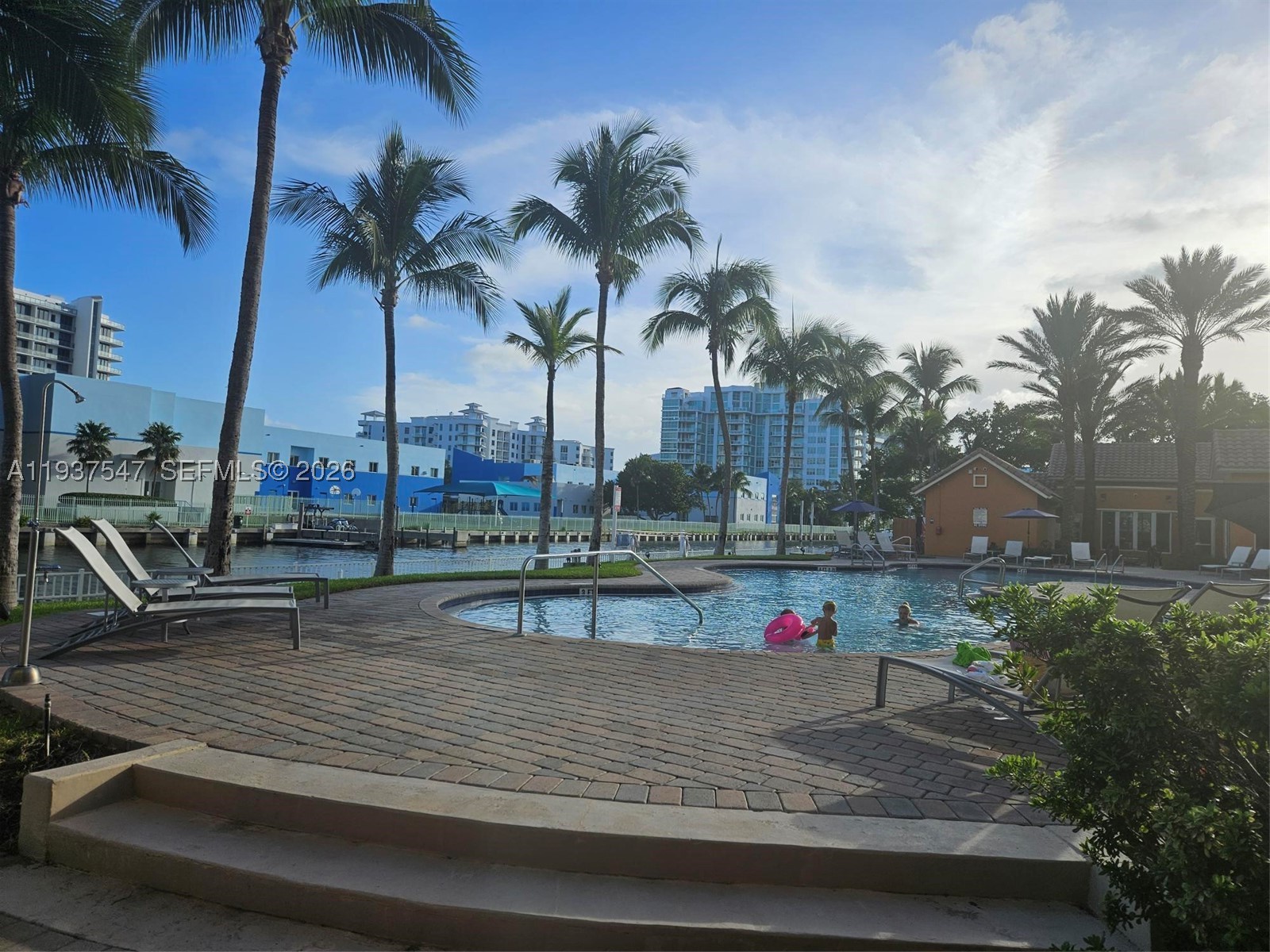 3330 NE 190th St #MPH15, Aventura FL 33180