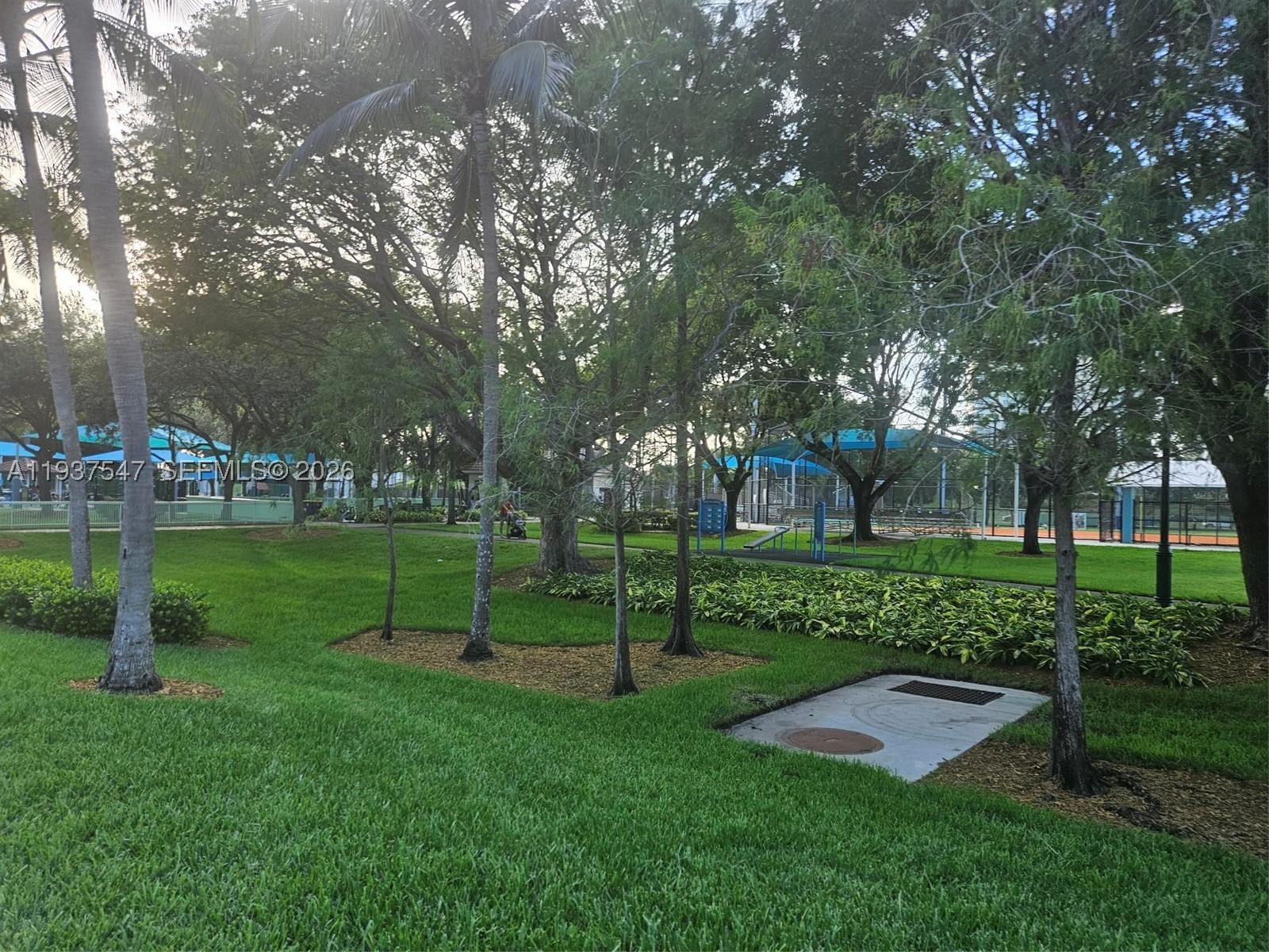 3330 NE 190th St #MPH15, Aventura FL 33180