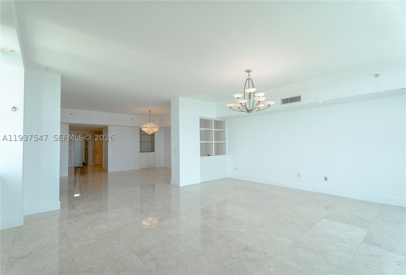 3330 NE 190th St #MPH15, Aventura FL 33180