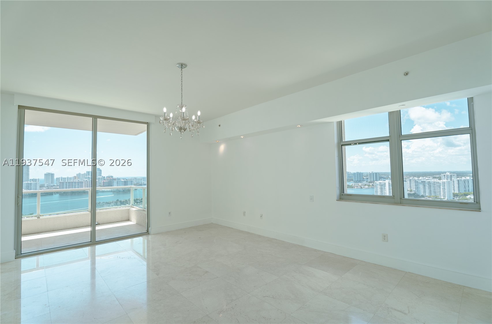 3330 NE 190th St #MPH15, Aventura FL 33180